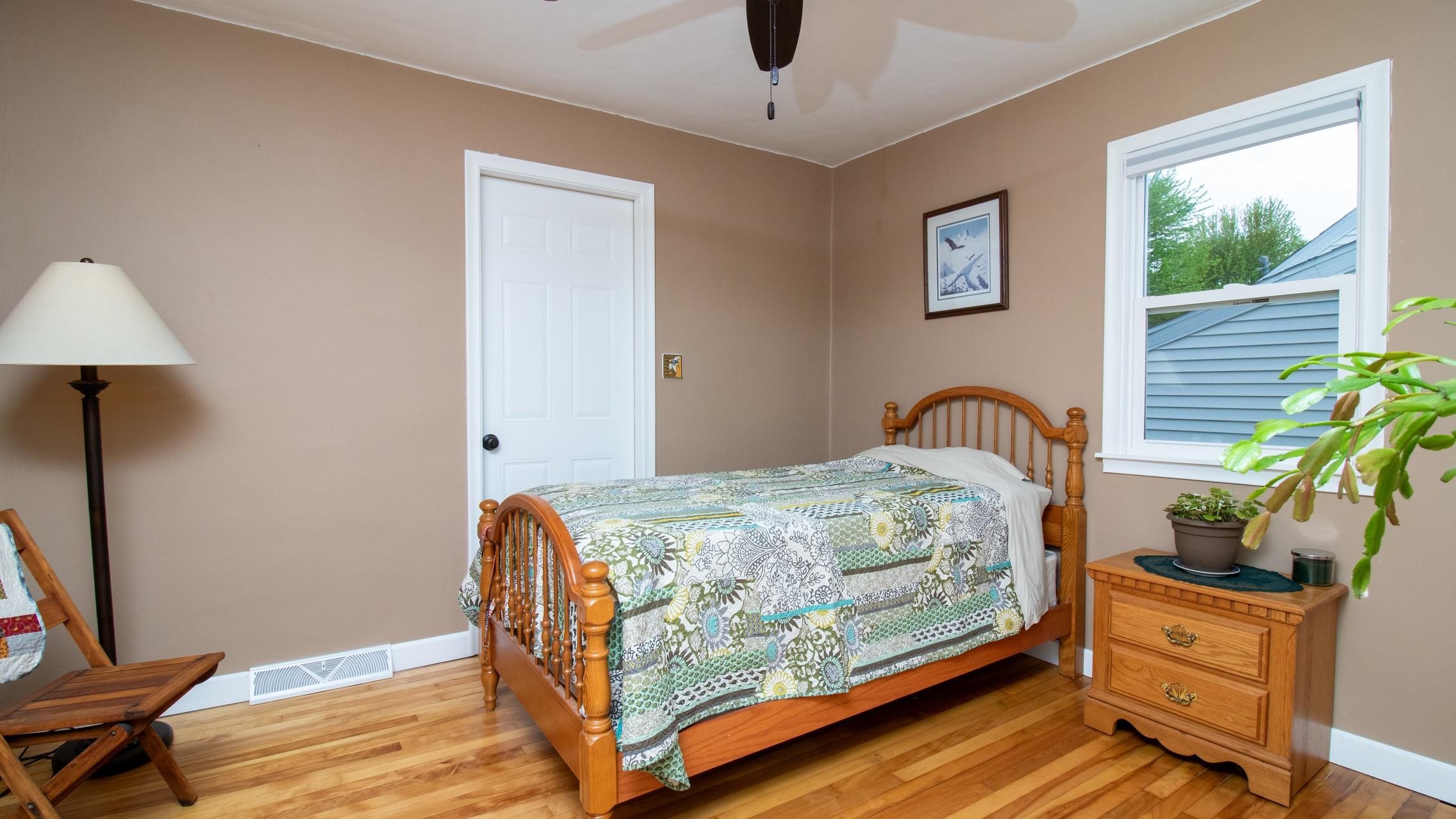 206 N 10TH AVENUE, Wausau, Wisconsin 54401, 4 Bedrooms Bedrooms, ,1 BathroomBathrooms,Residential,For Sale,206 N 10TH AVENUE,22602326