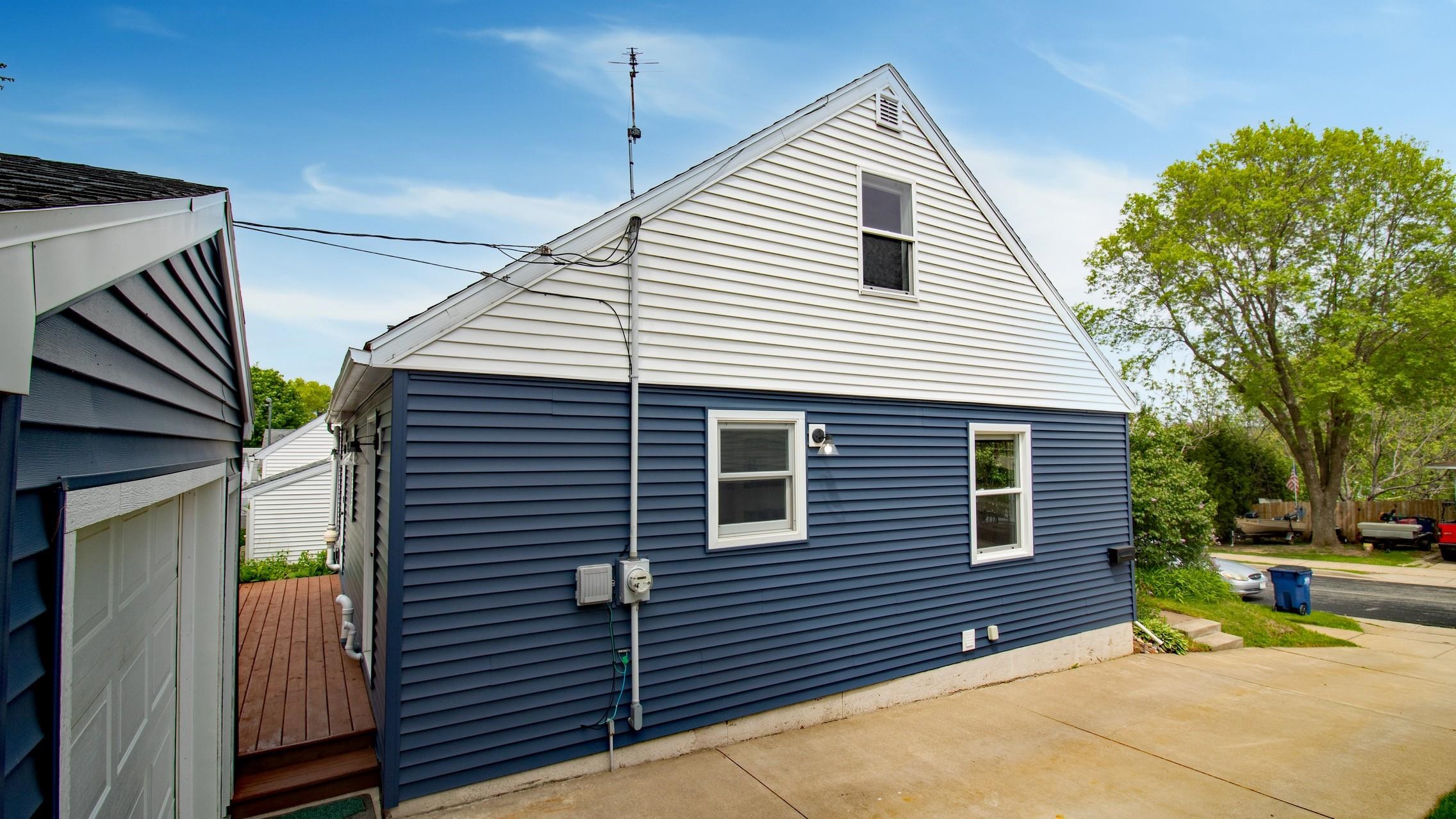 206 N 10TH AVENUE, Wausau, Wisconsin 54401, 4 Bedrooms Bedrooms, ,1 BathroomBathrooms,Residential,For Sale,206 N 10TH AVENUE,22602326