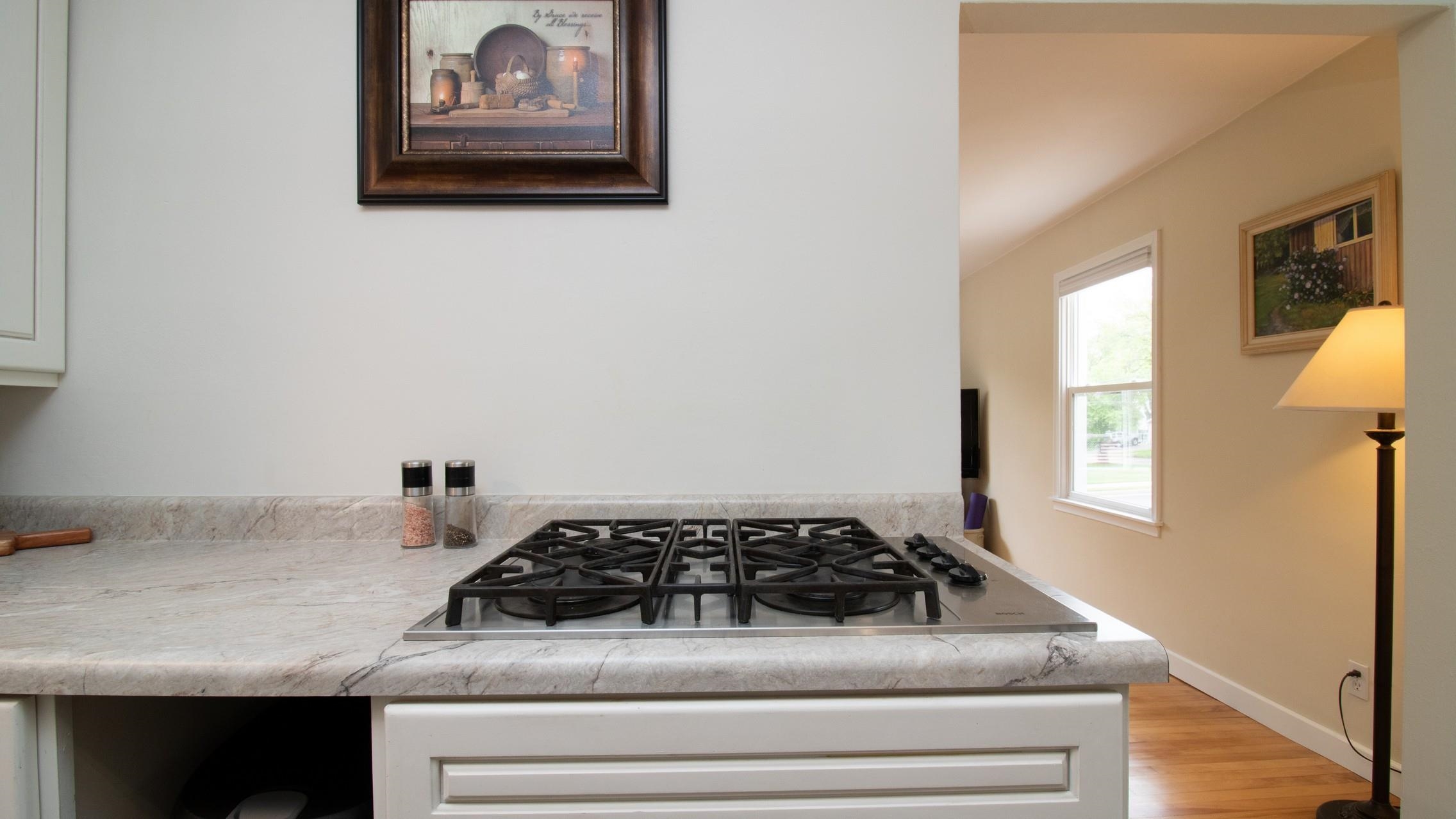 206 N 10TH AVENUE, Wausau, Wisconsin 54401, 4 Bedrooms Bedrooms, ,1 BathroomBathrooms,Residential,For Sale,206 N 10TH AVENUE,22602326