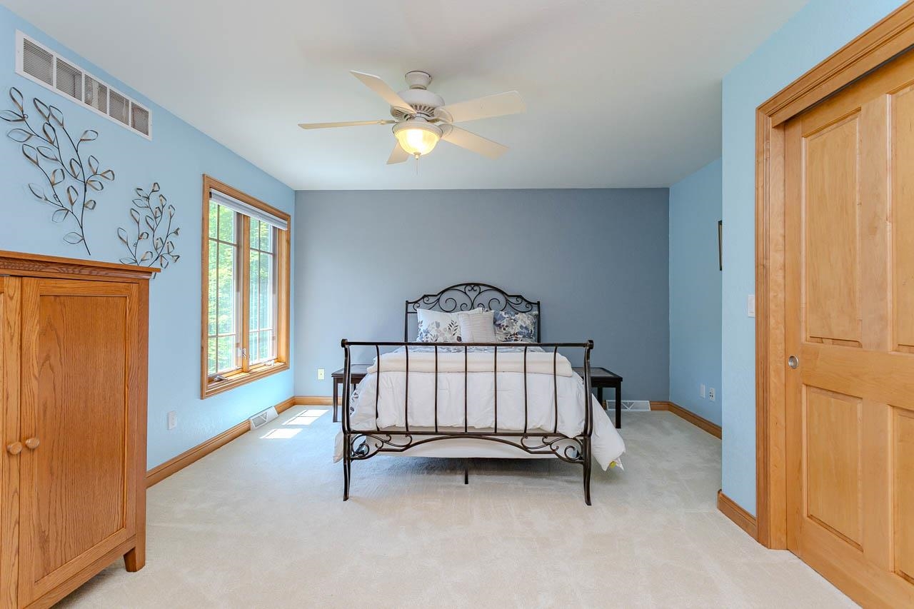 225210 MAPLEWOOD DRIVE, Weston, Wisconsin 54476, 5 Bedrooms Bedrooms, ,4 BathroomsBathrooms,Residential,For Sale,225210 MAPLEWOOD DRIVE,22602327