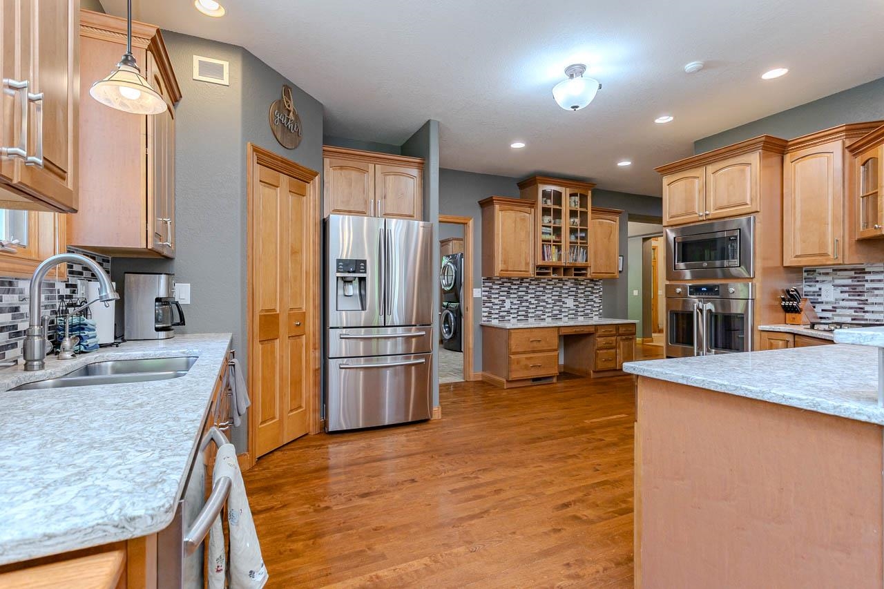 225210 MAPLEWOOD DRIVE, Weston, Wisconsin 54476, 5 Bedrooms Bedrooms, ,4 BathroomsBathrooms,Residential,For Sale,225210 MAPLEWOOD DRIVE,22602327