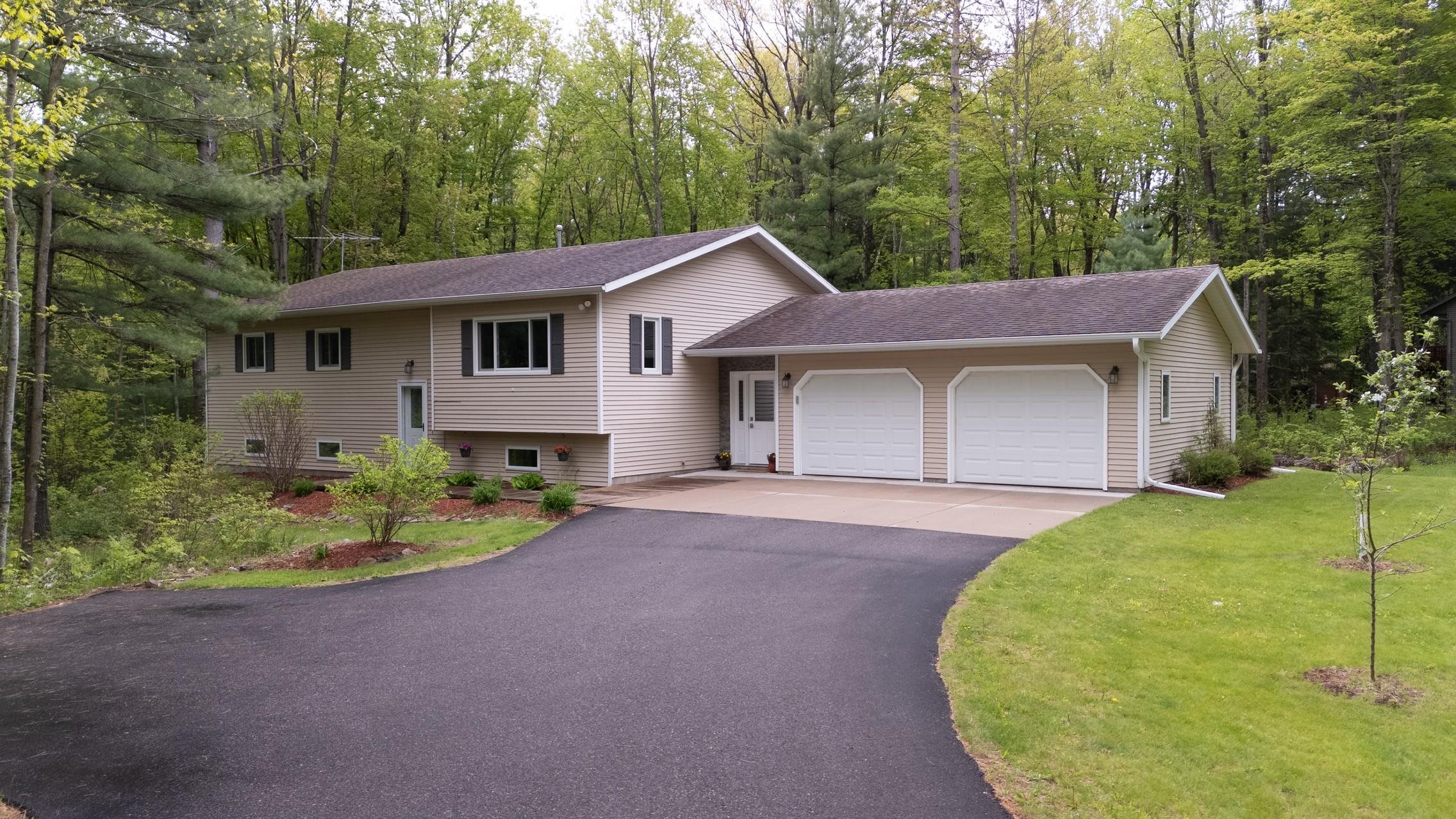 223135 BARBERRY COURT, Wausau, Wisconsin 54401, 3 Bedrooms Bedrooms, ,2 BathroomsBathrooms,Residential,For Sale,223135 BARBERRY COURT,22602328