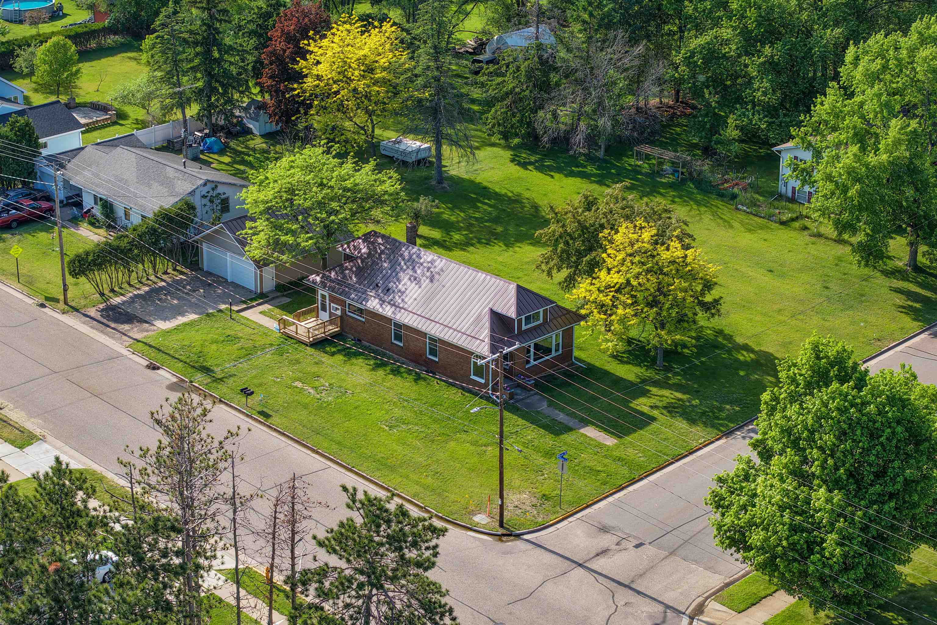 424 MAPLE STREET, Nekoosa, Wisconsin 54457, 3 Bedrooms Bedrooms, ,2 BathroomsBathrooms,Residential,For Sale,424 MAPLE STREET,22602331