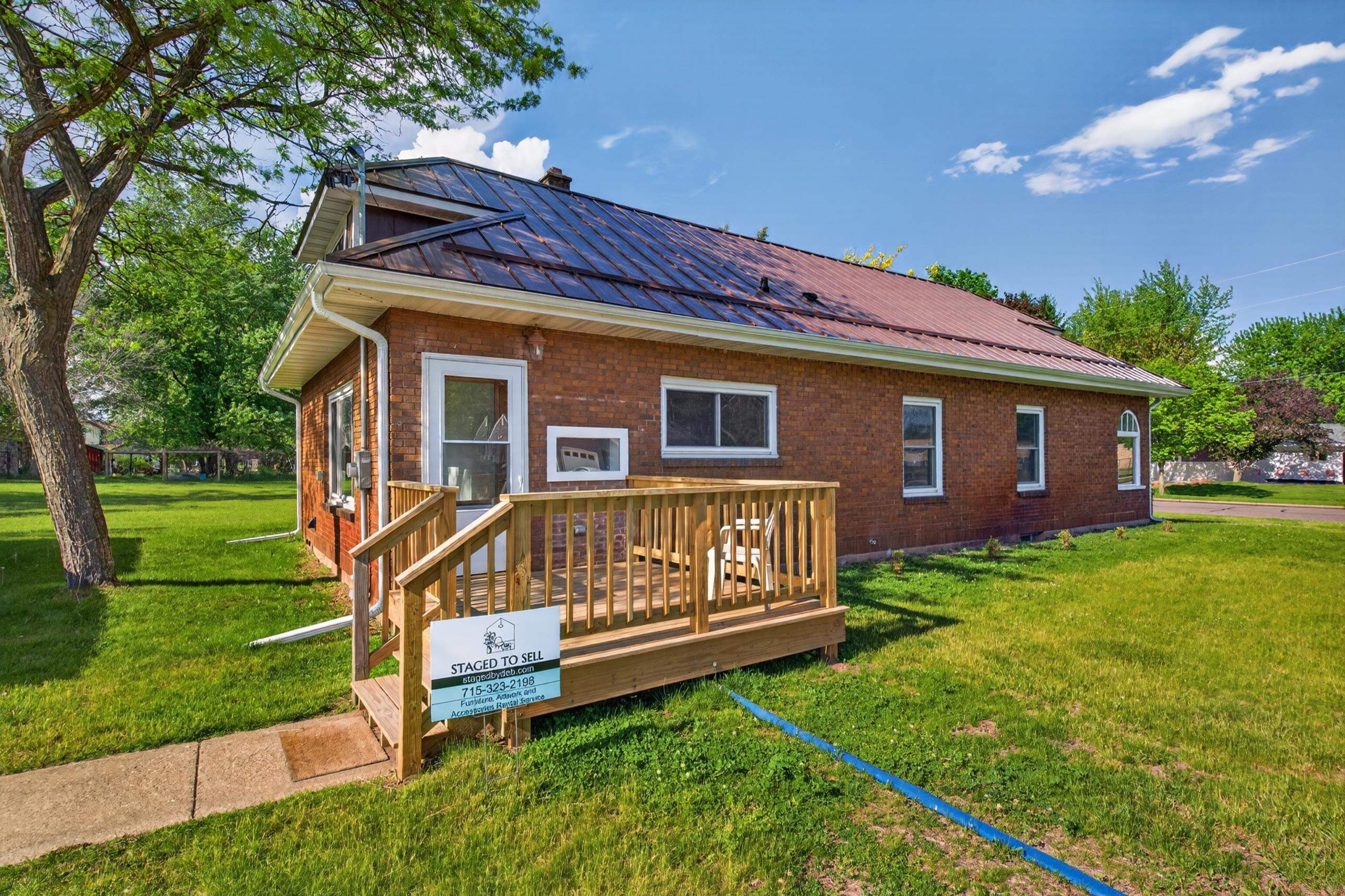 424 MAPLE STREET, Nekoosa, Wisconsin 54457, 3 Bedrooms Bedrooms, ,2 BathroomsBathrooms,Residential,For Sale,424 MAPLE STREET,22602331