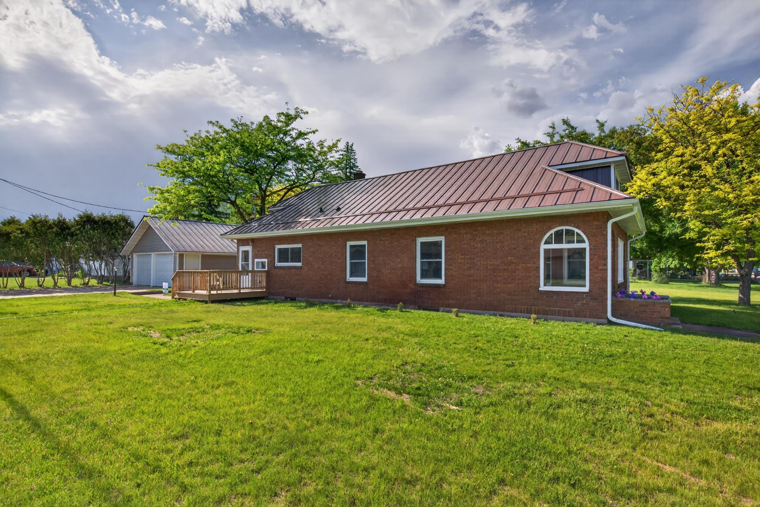 424 MAPLE STREET, Nekoosa, Wisconsin 54457, 3 Bedrooms Bedrooms, ,2 BathroomsBathrooms,Residential,For Sale,424 MAPLE STREET,22602331