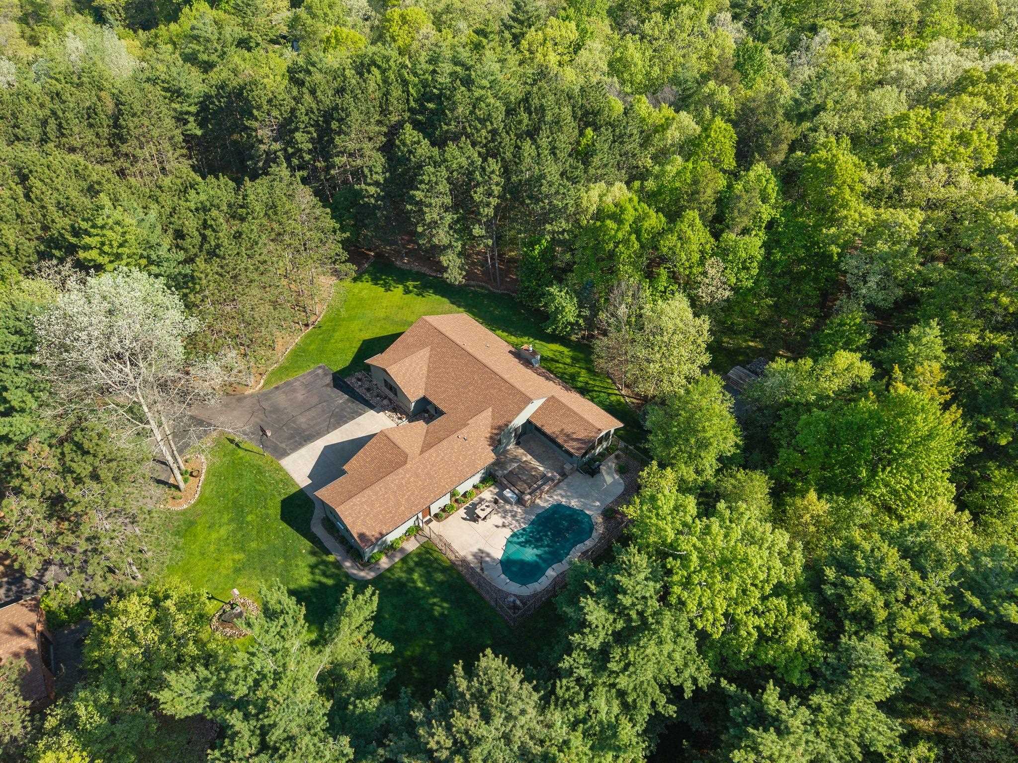 13359 HOLLYWOOD ROAD, Nekoosa, Wisconsin 54465, 4 Bedrooms Bedrooms, ,3 BathroomsBathrooms,Residential,For Sale,13359 HOLLYWOOD ROAD,22602333