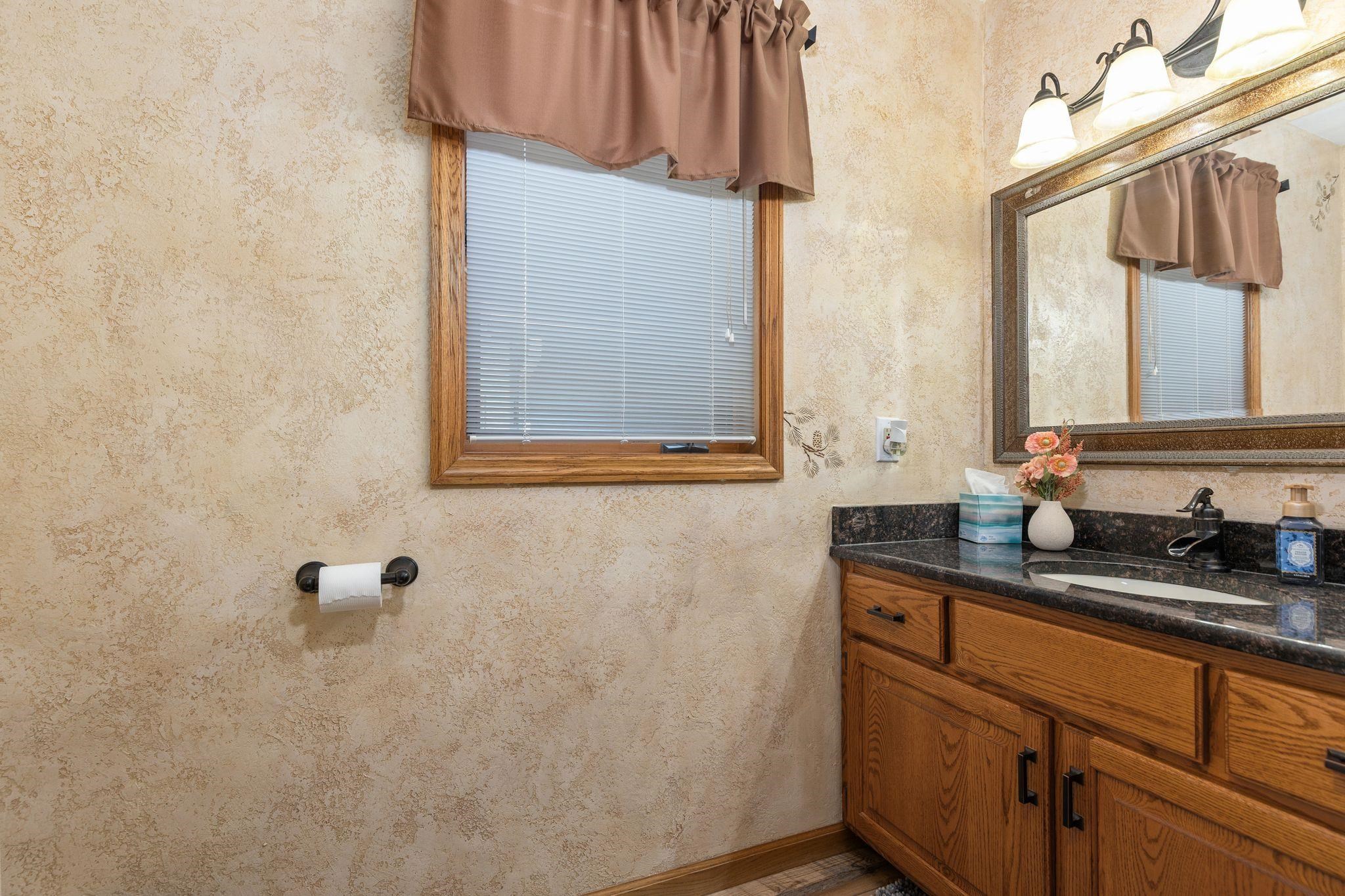 13359 HOLLYWOOD ROAD, Nekoosa, Wisconsin 54465, 4 Bedrooms Bedrooms, ,3 BathroomsBathrooms,Residential,For Sale,13359 HOLLYWOOD ROAD,22602333