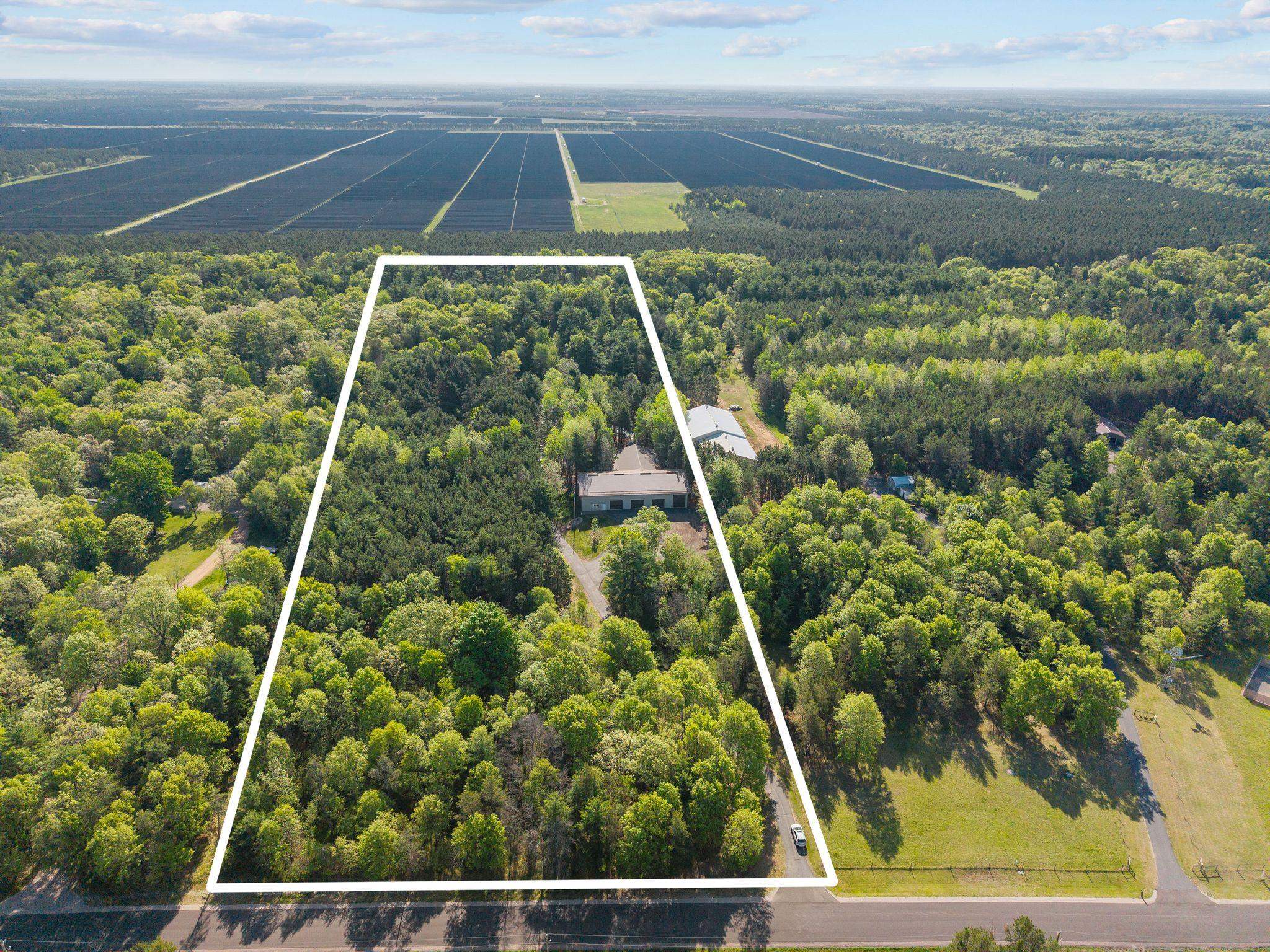 13359 HOLLYWOOD ROAD, Nekoosa, Wisconsin 54465, 4 Bedrooms Bedrooms, ,3 BathroomsBathrooms,Residential,For Sale,13359 HOLLYWOOD ROAD,22602333