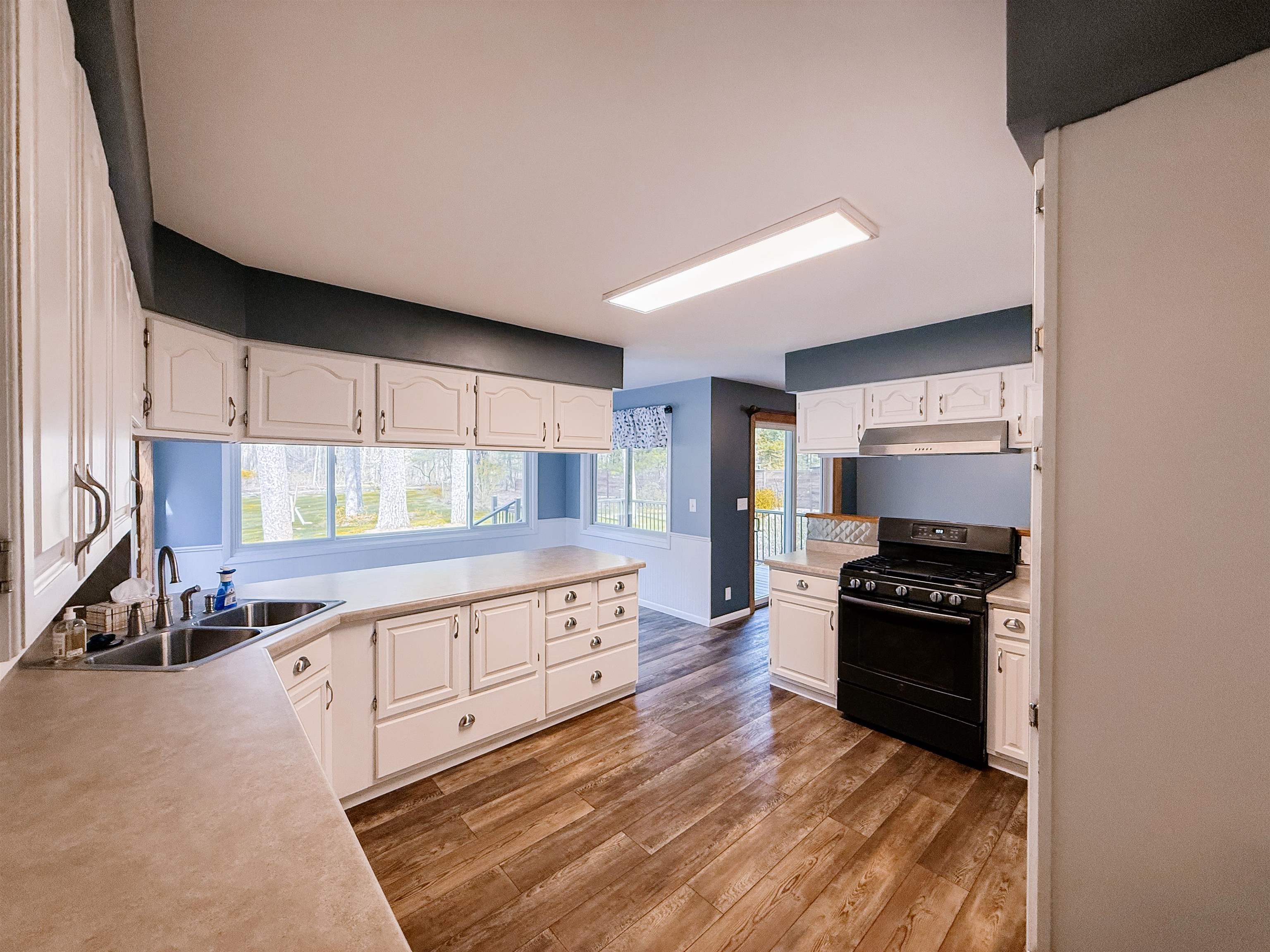 2015 CIRCLE DRIVE, Kronenwetter, Wisconsin 54455, 5 Bedrooms Bedrooms, ,1 BathroomBathrooms,Residential,For Sale,2015 CIRCLE DRIVE,22602334