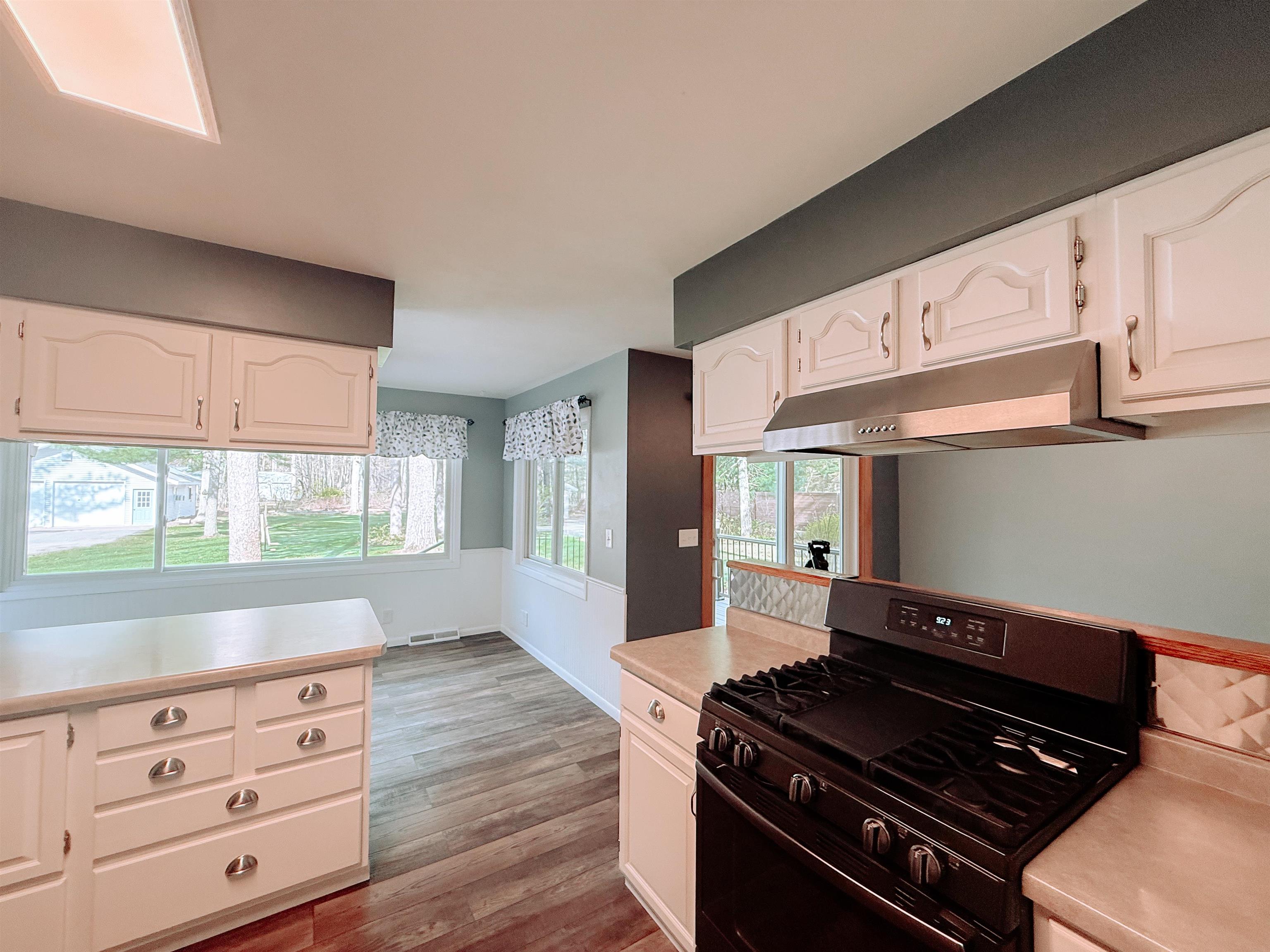 2015 CIRCLE DRIVE, Kronenwetter, Wisconsin 54455, 5 Bedrooms Bedrooms, ,1 BathroomBathrooms,Residential,For Sale,2015 CIRCLE DRIVE,22602334