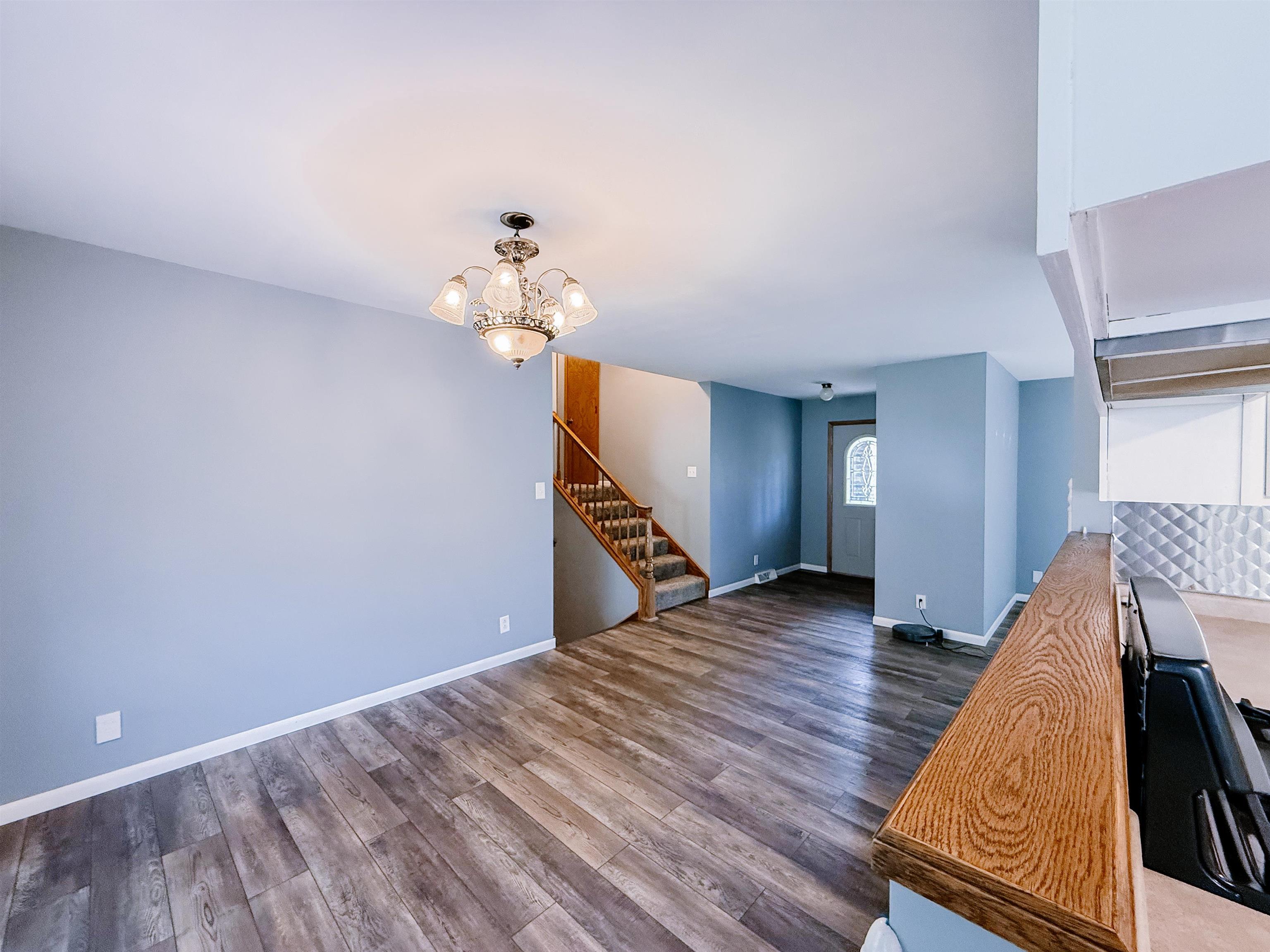 2015 CIRCLE DRIVE, Kronenwetter, Wisconsin 54455, 5 Bedrooms Bedrooms, ,1 BathroomBathrooms,Residential,For Sale,2015 CIRCLE DRIVE,22602334