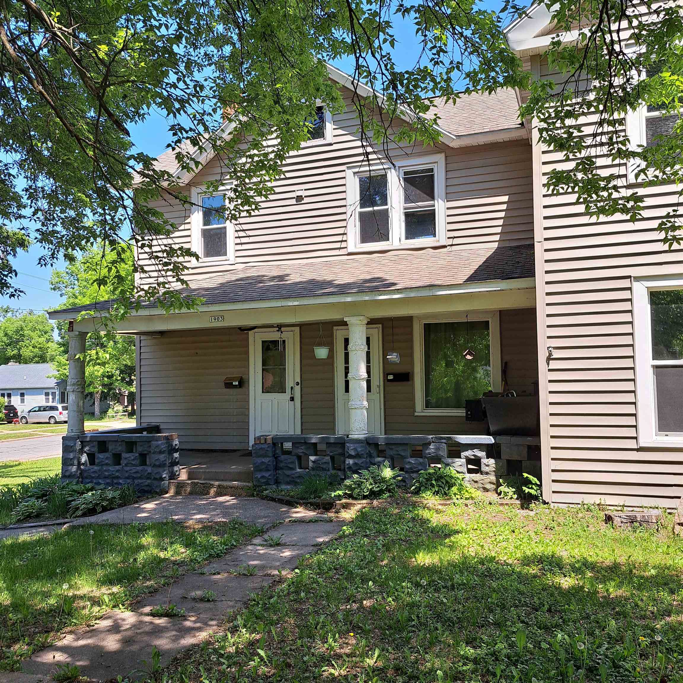 1903 WATER STREET, Stevens Point, Wisconsin 54481, 2 Bedrooms Bedrooms, 4 Rooms Rooms,1 BathroomBathrooms,Multi-family,For Sale,1903 WATER STREET,22602335