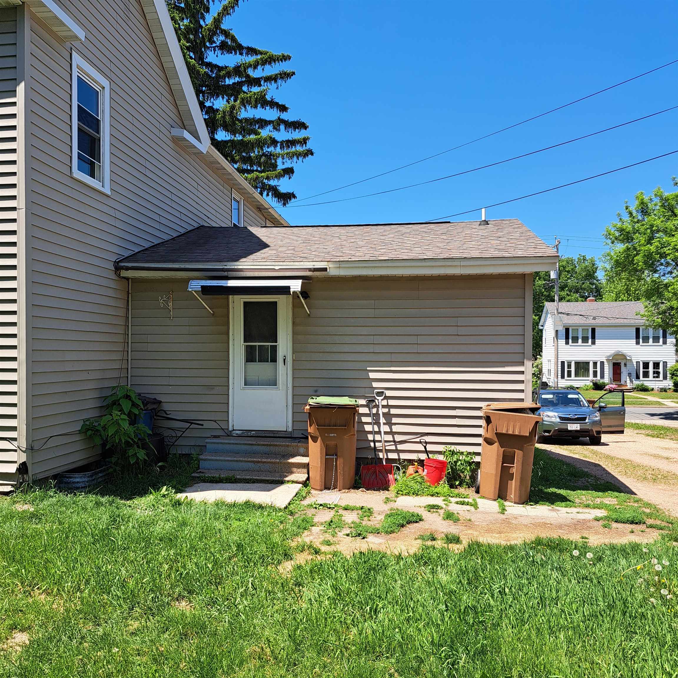1903 WATER STREET, Stevens Point, Wisconsin 54481, 2 Bedrooms Bedrooms, 4 Rooms Rooms,1 BathroomBathrooms,Multi-family,For Sale,1903 WATER STREET,22602335