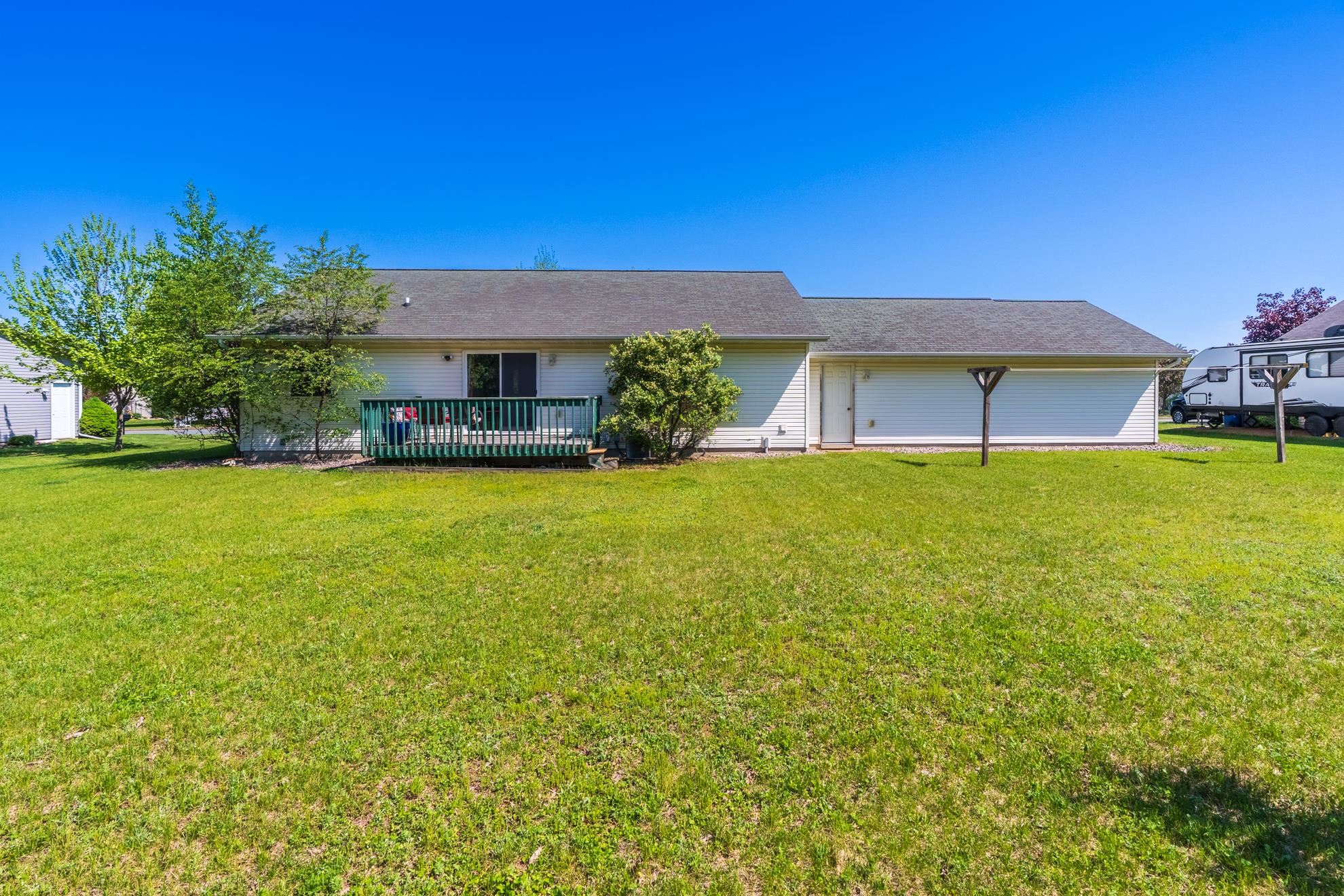 6207 ISAIAH STREET, Weston, Wisconsin 54476, 3 Bedrooms Bedrooms, ,2 BathroomsBathrooms,Residential,For Sale,6207 ISAIAH STREET,22602338