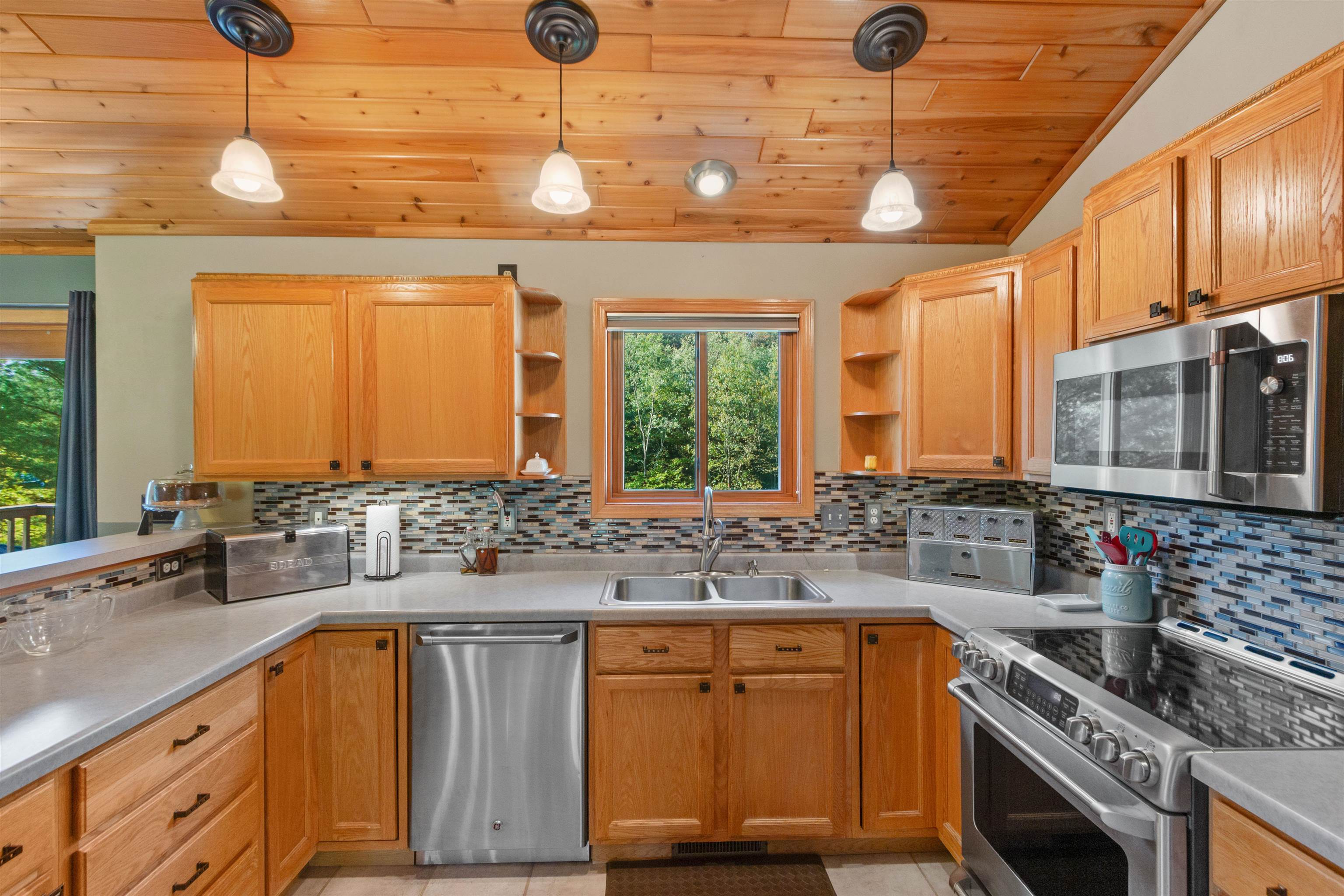 201599 DORIE LANE, Mosinee, Wisconsin 54455, 3 Bedrooms Bedrooms, ,2 BathroomsBathrooms,Residential,For Sale,201599 DORIE LANE,22602347