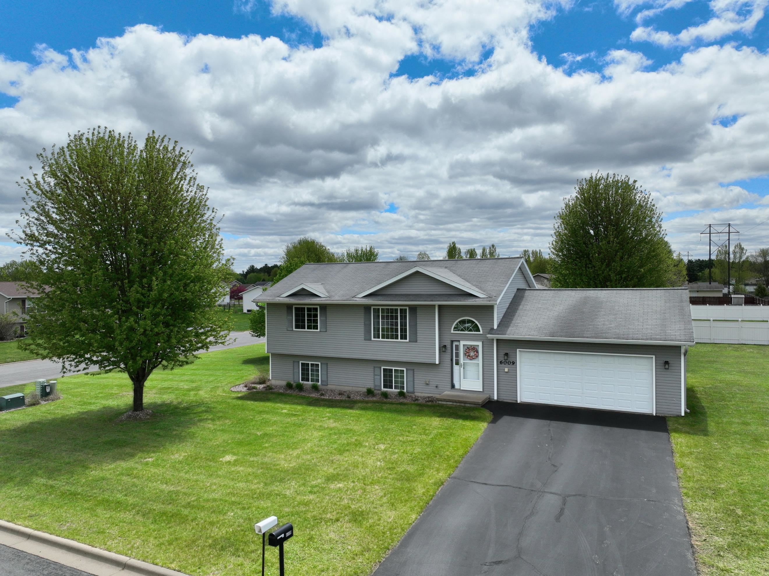 6009 CANOE STREET, Weston, Wisconsin 54476, 4 Bedrooms Bedrooms, ,2 BathroomsBathrooms,Residential,For Sale,6009 CANOE STREET,22602348