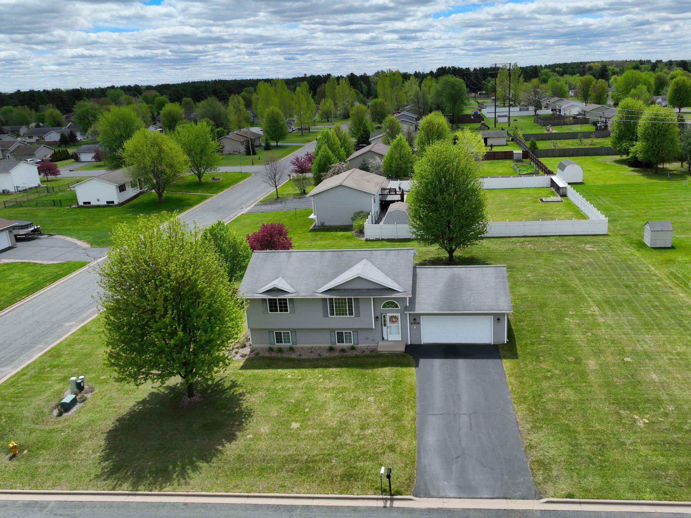 6009 CANOE STREET, Weston, Wisconsin 54476, 4 Bedrooms Bedrooms, ,2 BathroomsBathrooms,Residential,For Sale,6009 CANOE STREET,22602348