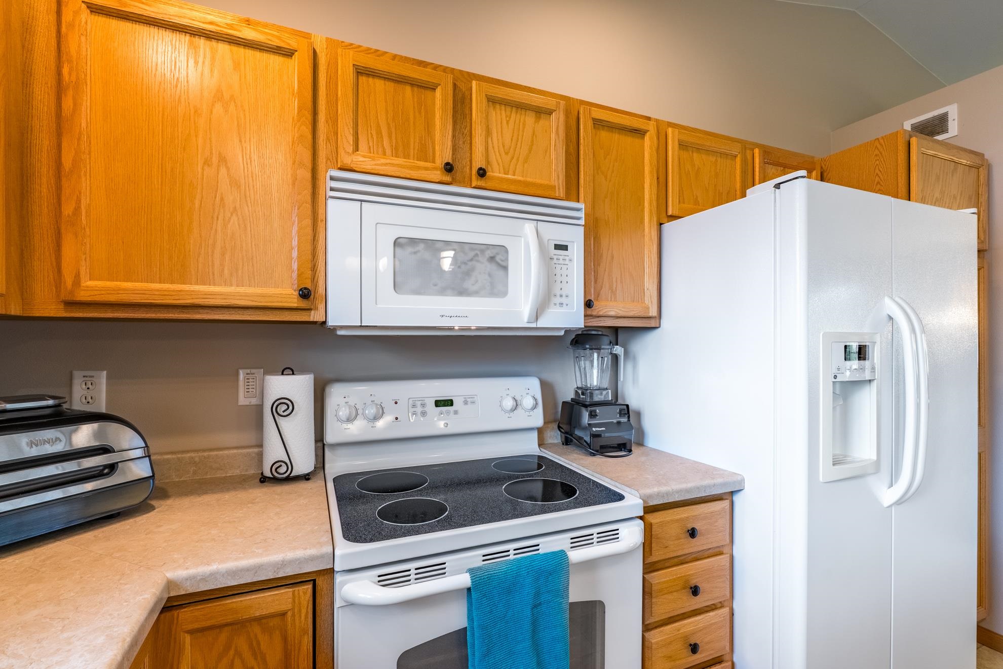 6009 CANOE STREET, Weston, Wisconsin 54476, 4 Bedrooms Bedrooms, ,2 BathroomsBathrooms,Residential,For Sale,6009 CANOE STREET,22602348