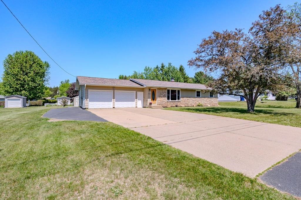 1722 FORSYTH ROAD, Kronenwetter, Wisconsin 54455, 3 Bedrooms Bedrooms, ,2 BathroomsBathrooms,Residential,For Sale,1722 FORSYTH ROAD,22602352