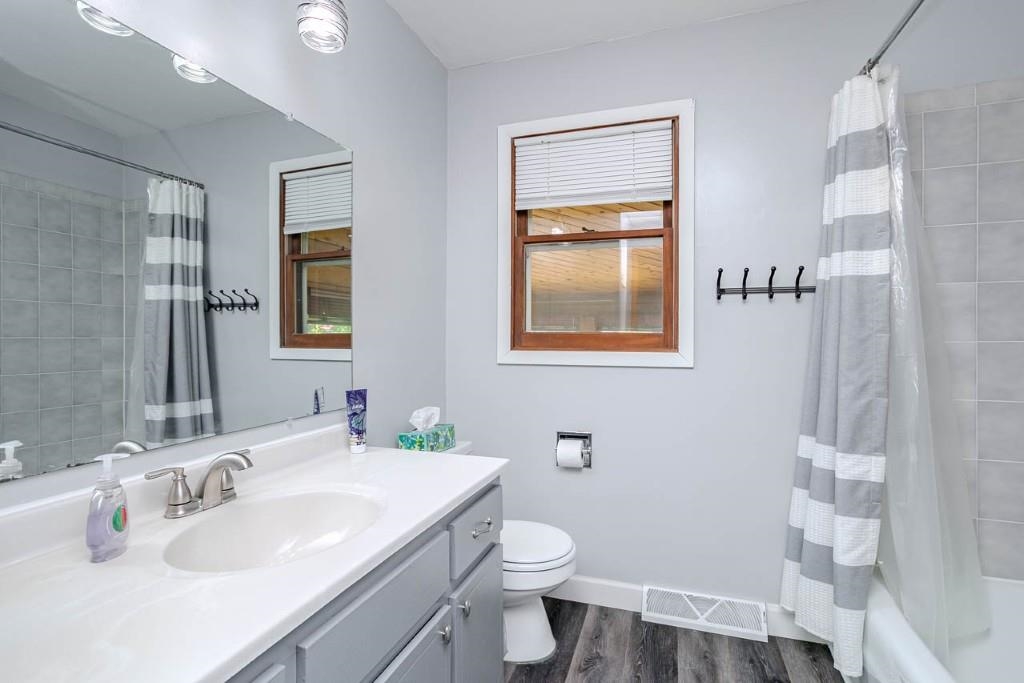 1722 FORSYTH ROAD, Kronenwetter, Wisconsin 54455, 3 Bedrooms Bedrooms, ,2 BathroomsBathrooms,Residential,For Sale,1722 FORSYTH ROAD,22602352