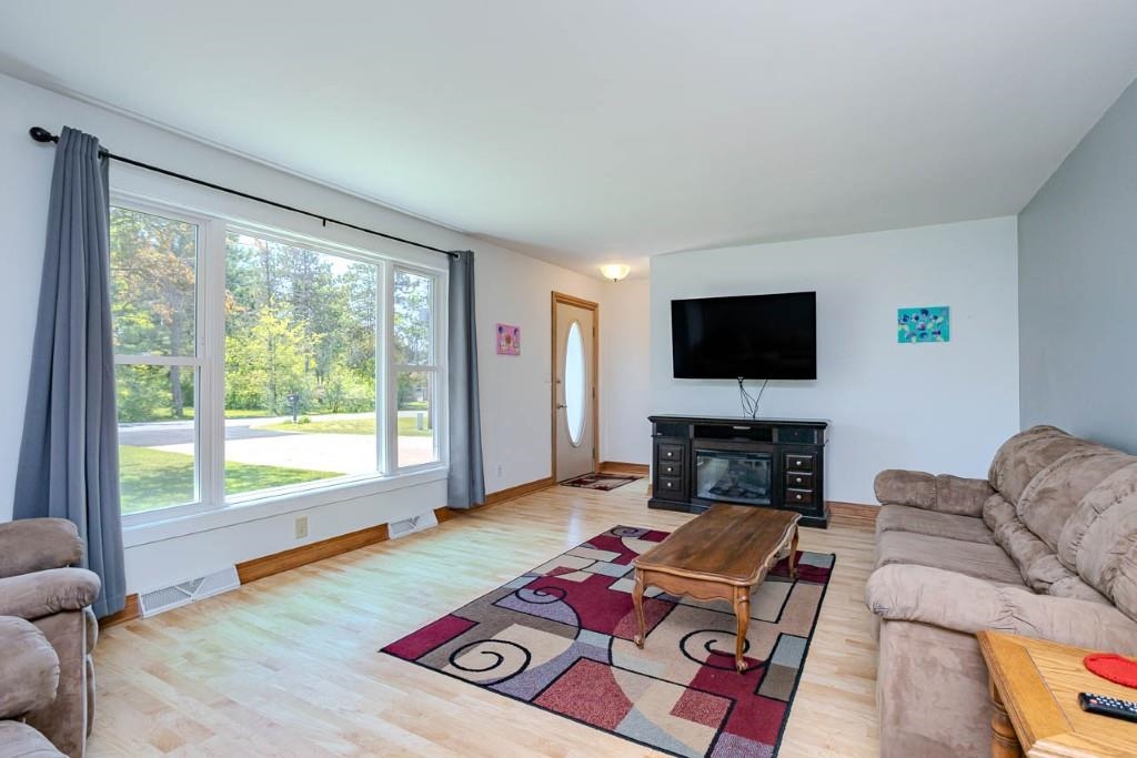 1722 FORSYTH ROAD, Kronenwetter, Wisconsin 54455, 3 Bedrooms Bedrooms, ,2 BathroomsBathrooms,Residential,For Sale,1722 FORSYTH ROAD,22602352