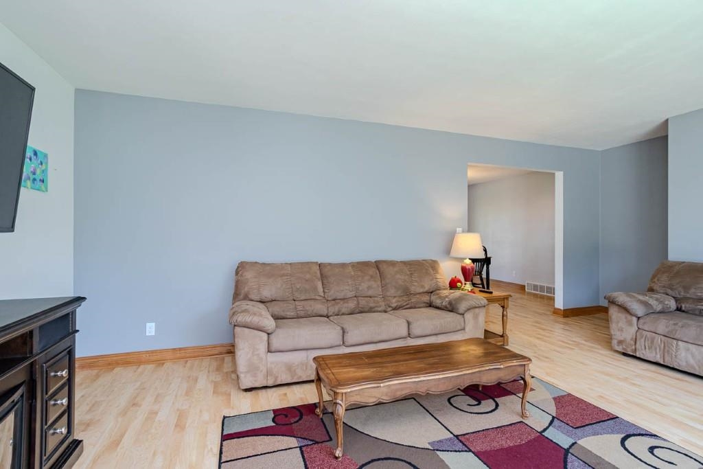 1722 FORSYTH ROAD, Kronenwetter, Wisconsin 54455, 3 Bedrooms Bedrooms, ,2 BathroomsBathrooms,Residential,For Sale,1722 FORSYTH ROAD,22602352