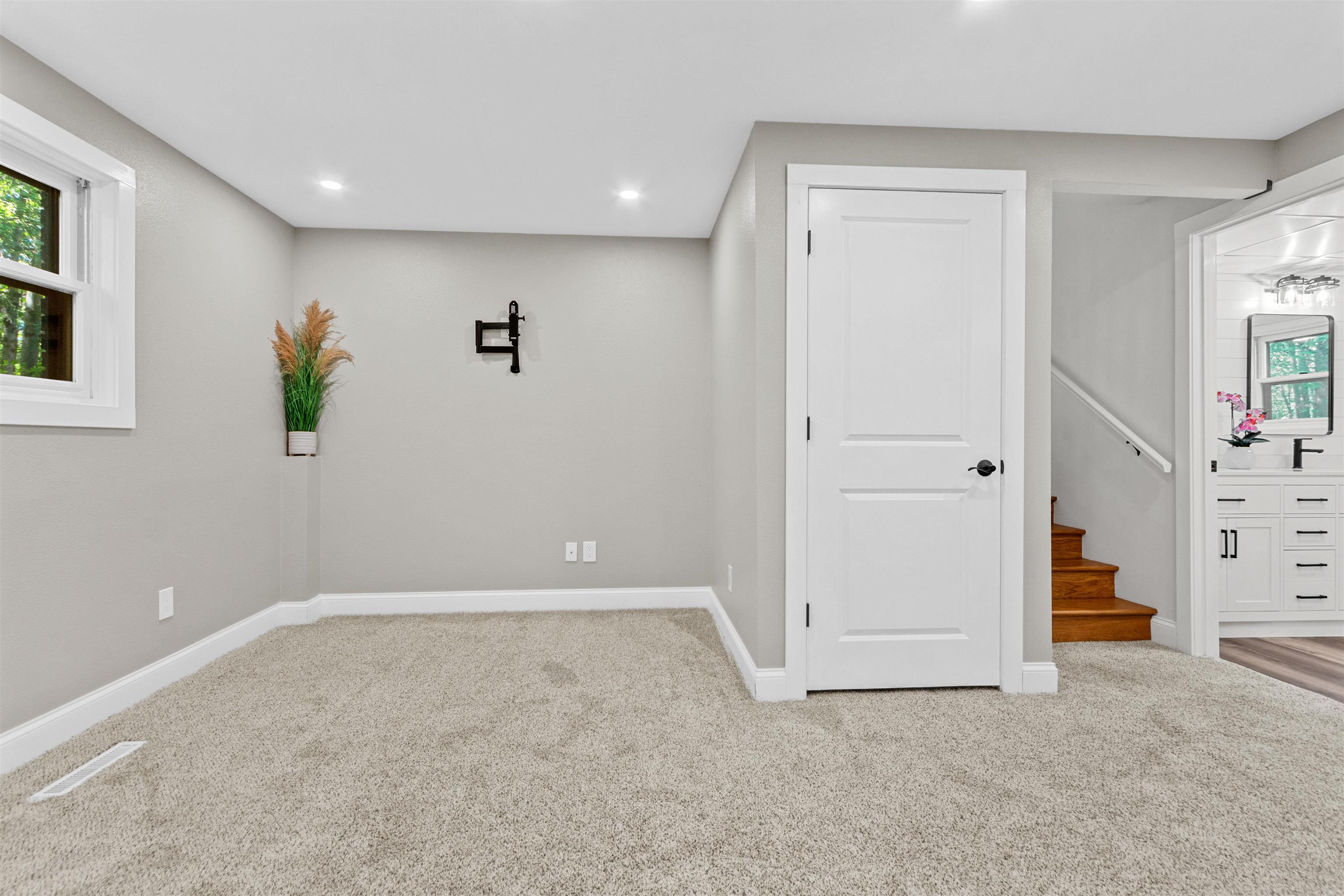 3164 SWANSON ROAD, Wisconsin Rapids, Wisconsin 54495, 5 Bedrooms Bedrooms, ,2 BathroomsBathrooms,Residential,For Sale,3164 SWANSON ROAD,22602353