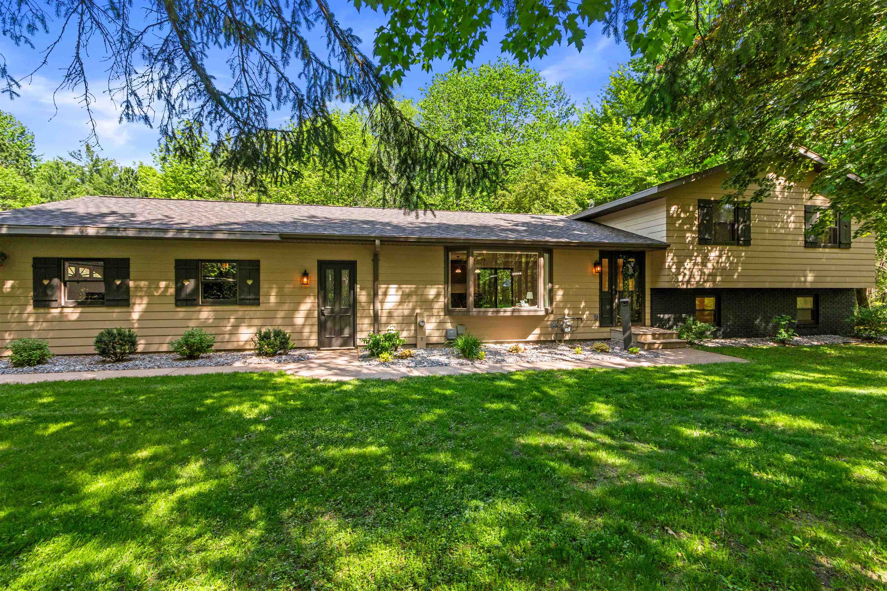 3164 SWANSON ROAD, Wisconsin Rapids, Wisconsin 54495, 5 Bedrooms Bedrooms, ,2 BathroomsBathrooms,Residential,For Sale,3164 SWANSON ROAD,22602353