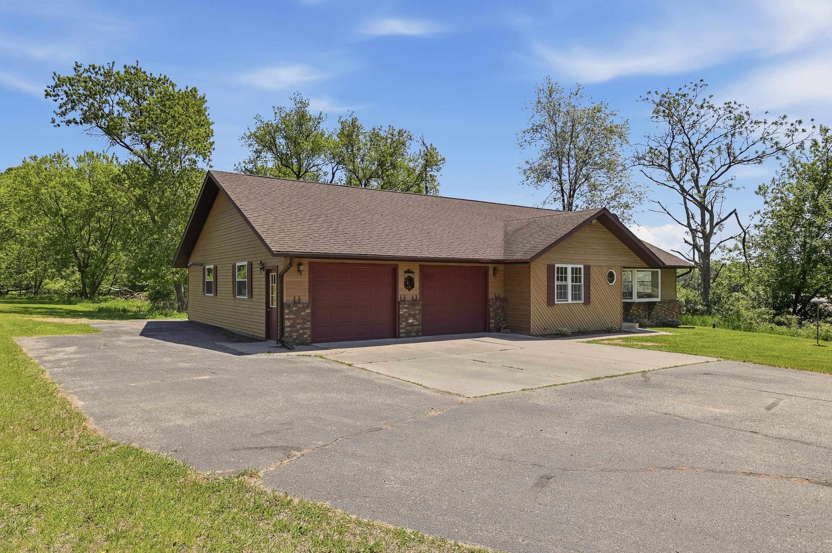 1957 COUNTY ROAD T NORTH, Amherst Junction, Wisconsin 54407, 3 Bedrooms Bedrooms, ,3 BathroomsBathrooms,Residential,For Sale,1957 COUNTY ROAD T NORTH,22602355