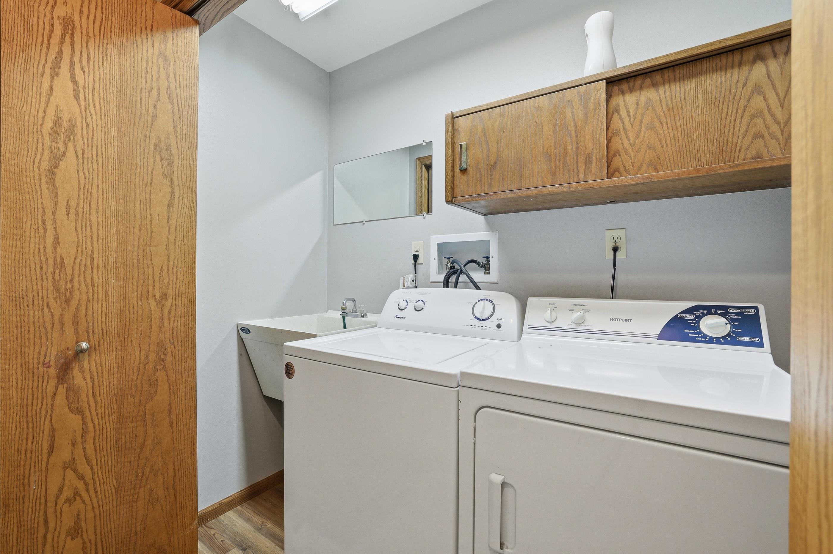 1957 COUNTY ROAD T NORTH, Amherst Junction, Wisconsin 54407, 3 Bedrooms Bedrooms, ,3 BathroomsBathrooms,Residential,For Sale,1957 COUNTY ROAD T NORTH,22602355