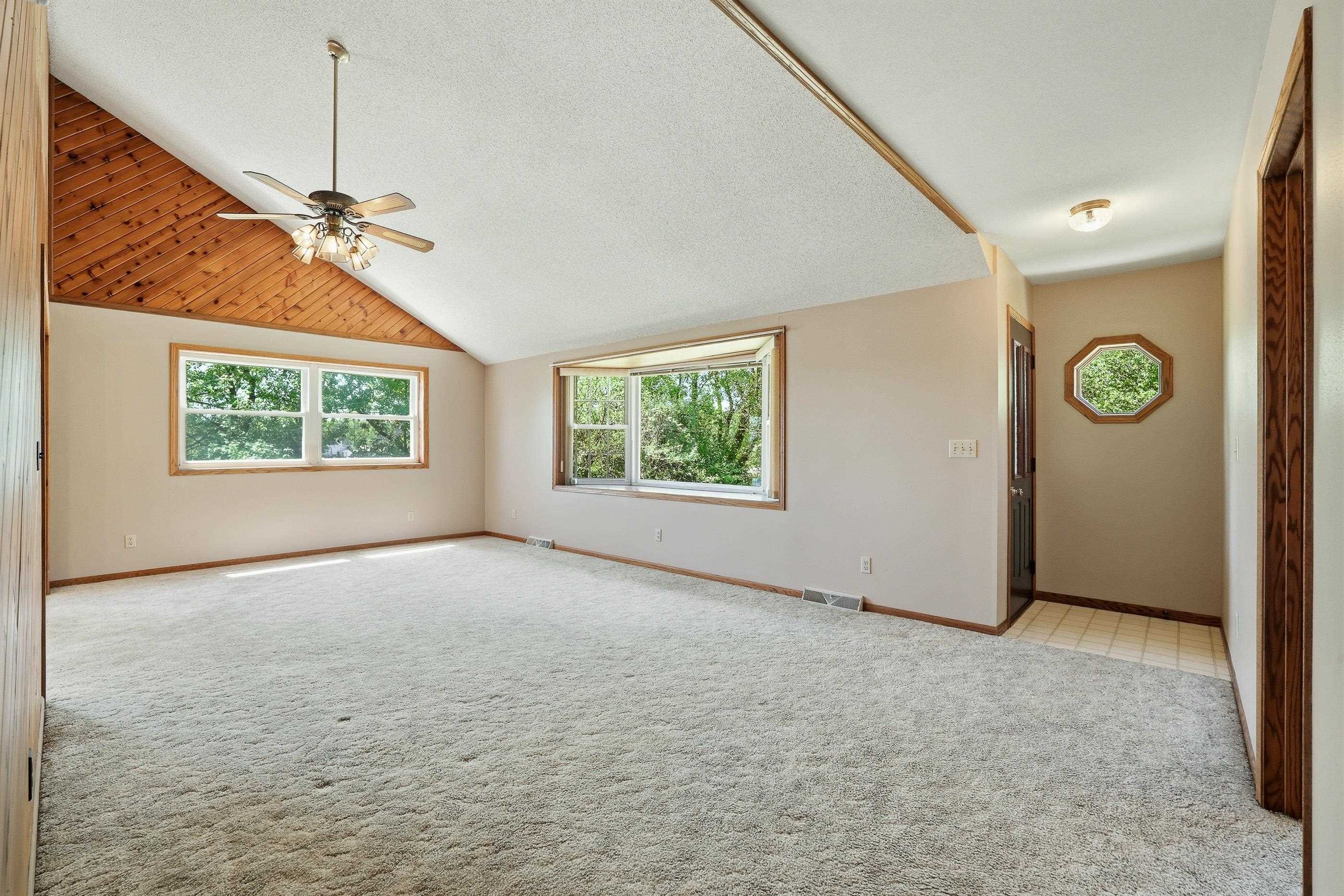 1957 COUNTY ROAD T NORTH, Amherst Junction, Wisconsin 54407, 3 Bedrooms Bedrooms, ,3 BathroomsBathrooms,Residential,For Sale,1957 COUNTY ROAD T NORTH,22602355