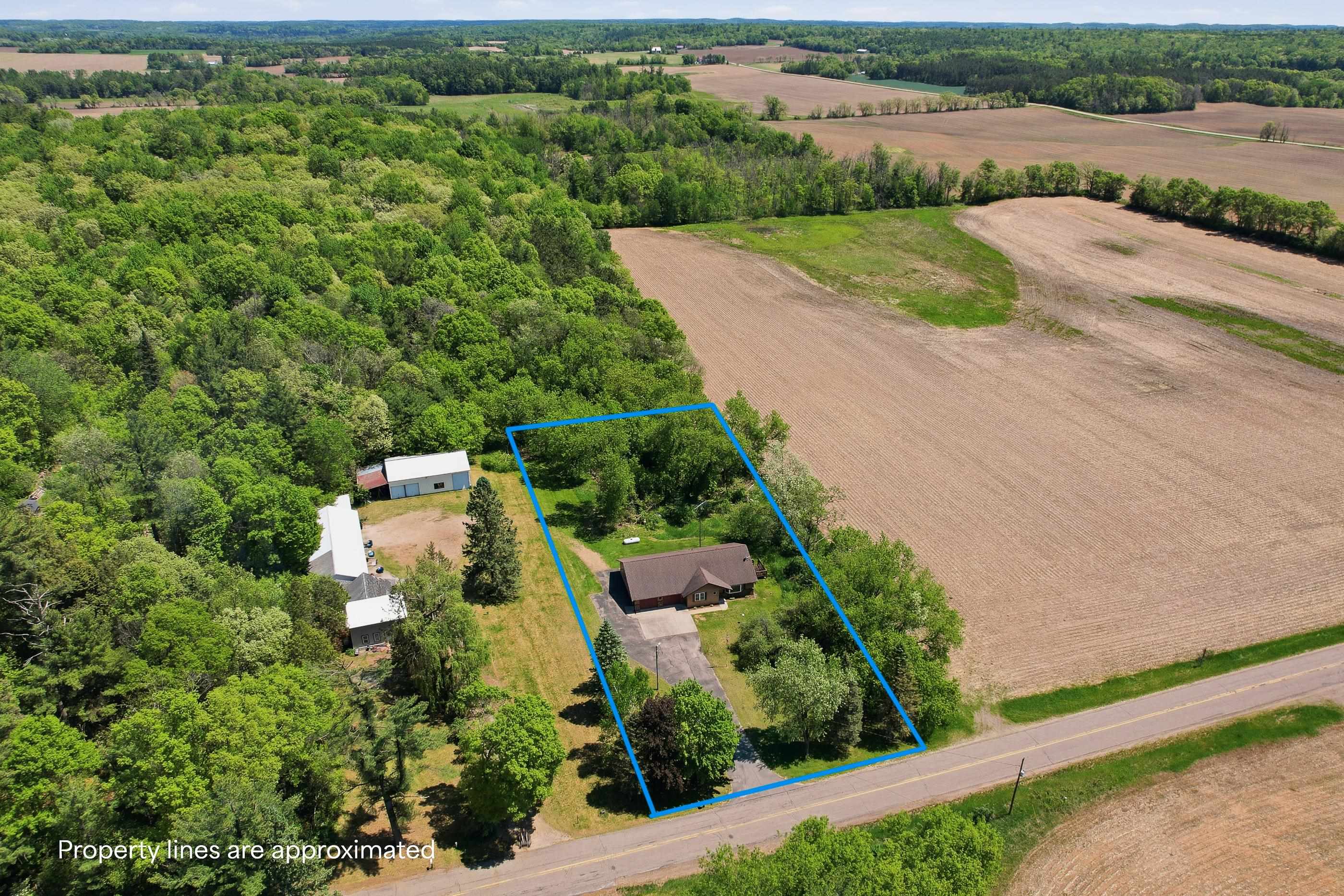 1957 COUNTY ROAD T NORTH, Amherst Junction, Wisconsin 54407, 3 Bedrooms Bedrooms, ,3 BathroomsBathrooms,Residential,For Sale,1957 COUNTY ROAD T NORTH,22602355