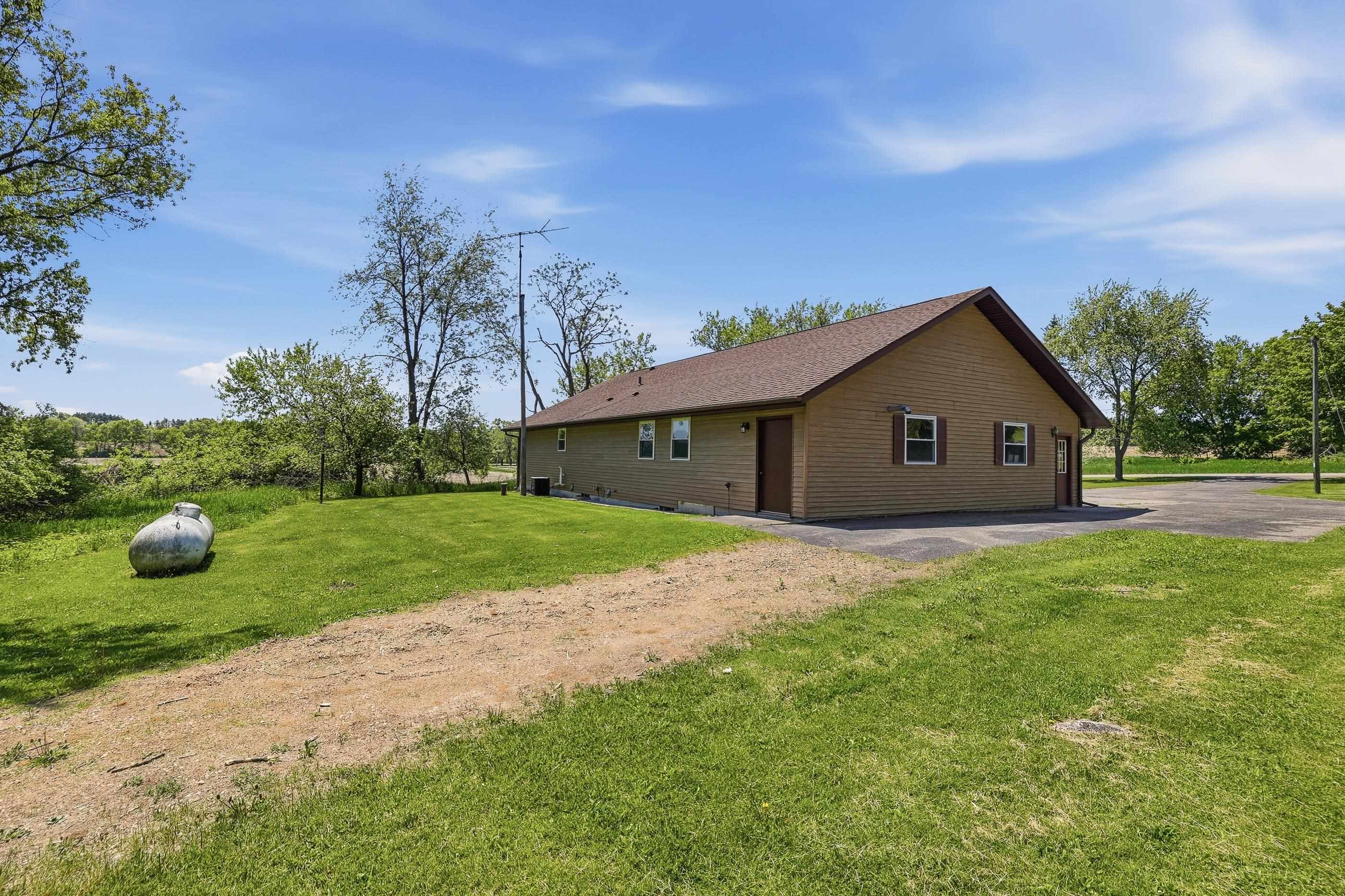 1957 COUNTY ROAD T NORTH, Amherst Junction, Wisconsin 54407, 3 Bedrooms Bedrooms, ,3 BathroomsBathrooms,Residential,For Sale,1957 COUNTY ROAD T NORTH,22602355