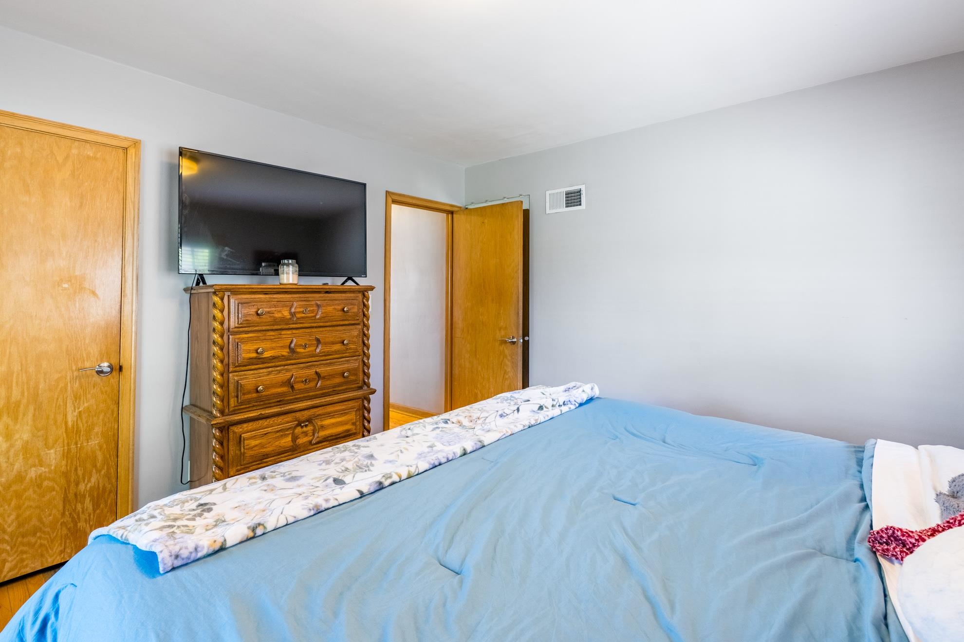 422 N 7TH AVENUE, Wausau, Wisconsin 54401, 4 Bedrooms Bedrooms, ,2 BathroomsBathrooms,Residential,For Sale,422 N 7TH AVENUE,22602360