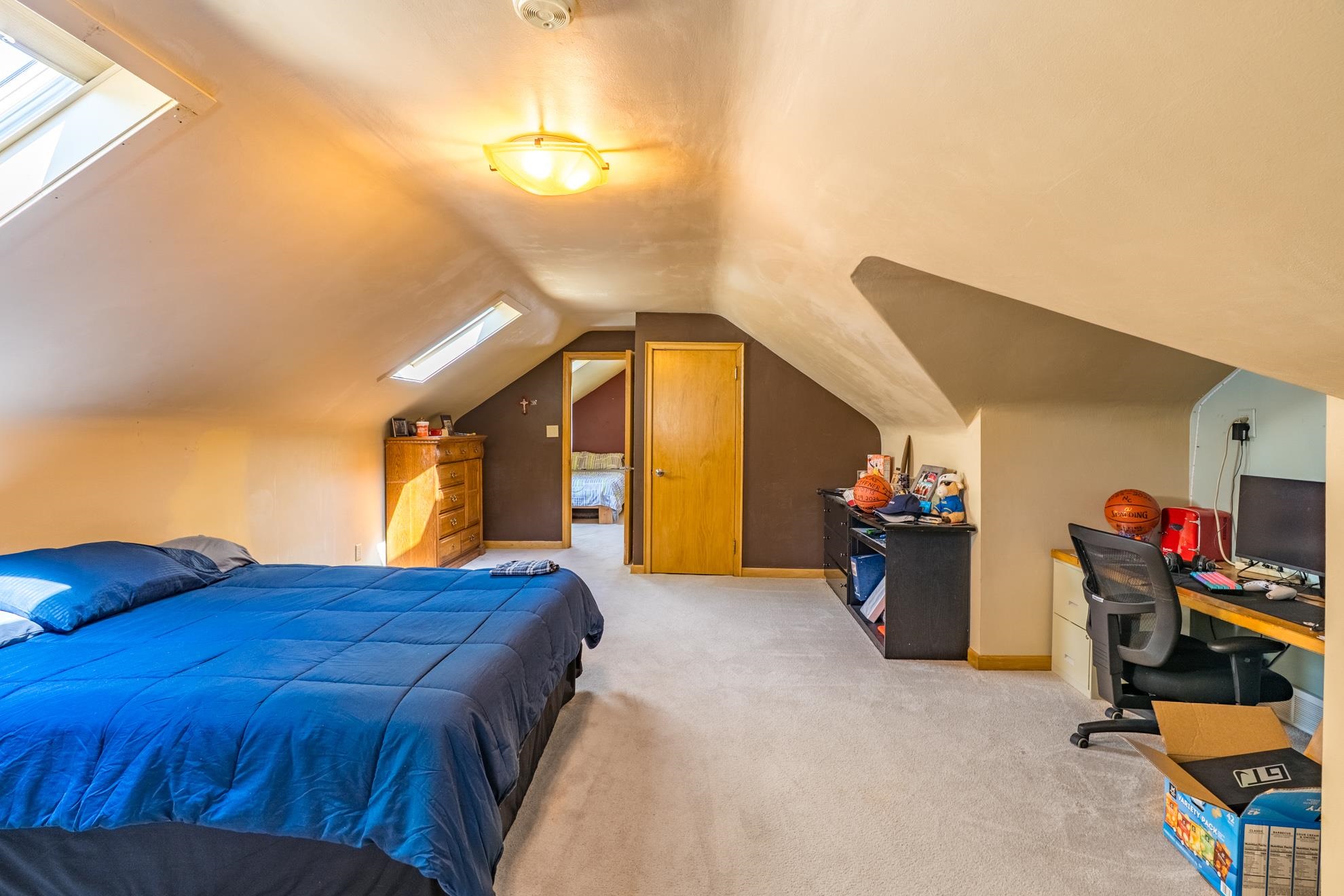 422 N 7TH AVENUE, Wausau, Wisconsin 54401, 4 Bedrooms Bedrooms, ,2 BathroomsBathrooms,Residential,For Sale,422 N 7TH AVENUE,22602360