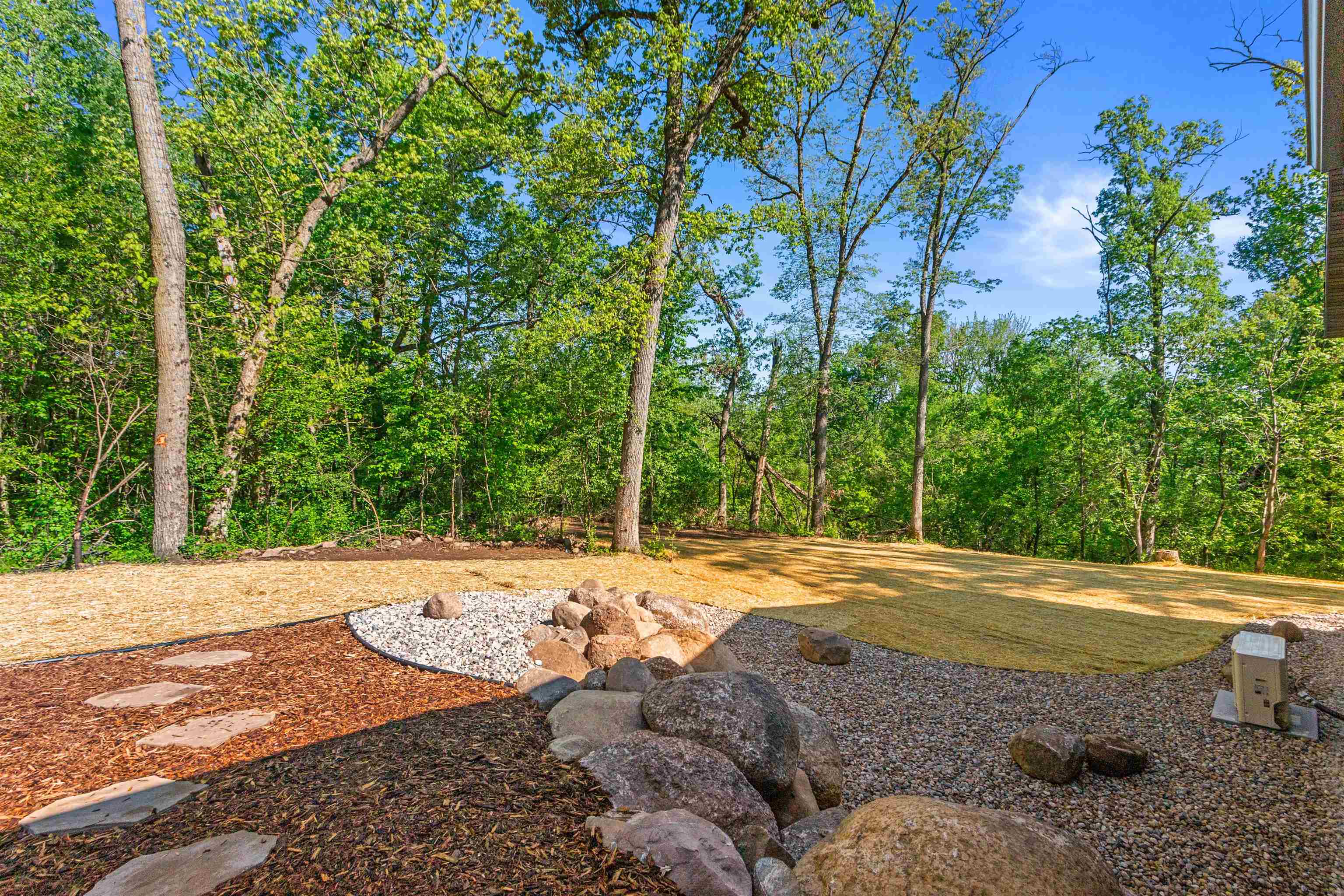 10876 COUNTY ROAD V, Amherst, Wisconsin 54406, 3 Bedrooms Bedrooms, ,2 BathroomsBathrooms,Residential,For Sale,10876 COUNTY ROAD V,22602361