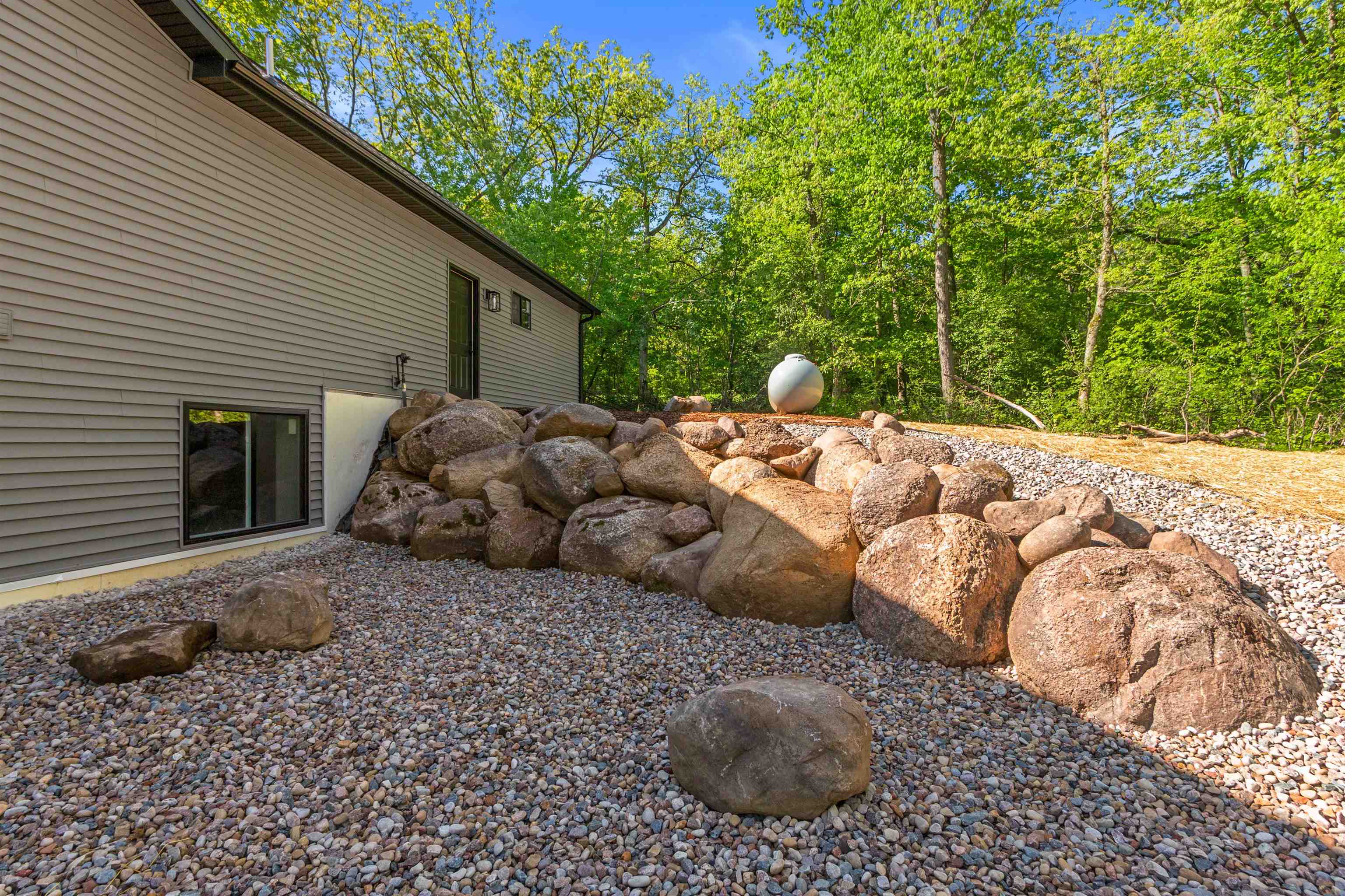 10876 COUNTY ROAD V, Amherst, Wisconsin 54406, 3 Bedrooms Bedrooms, ,2 BathroomsBathrooms,Residential,For Sale,10876 COUNTY ROAD V,22602361