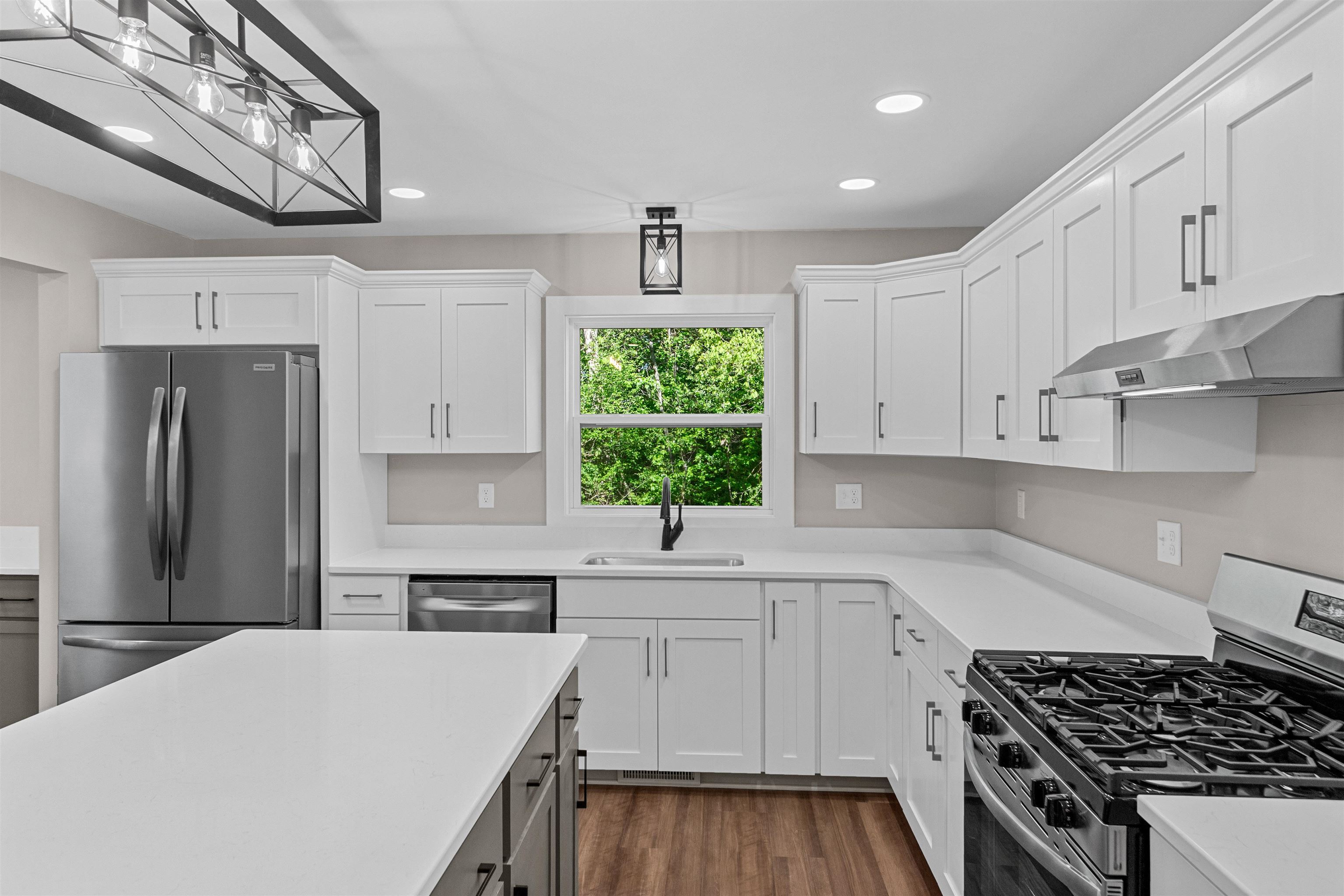 10876 COUNTY ROAD V, Amherst, Wisconsin 54406, 3 Bedrooms Bedrooms, ,2 BathroomsBathrooms,Residential,For Sale,10876 COUNTY ROAD V,22602361