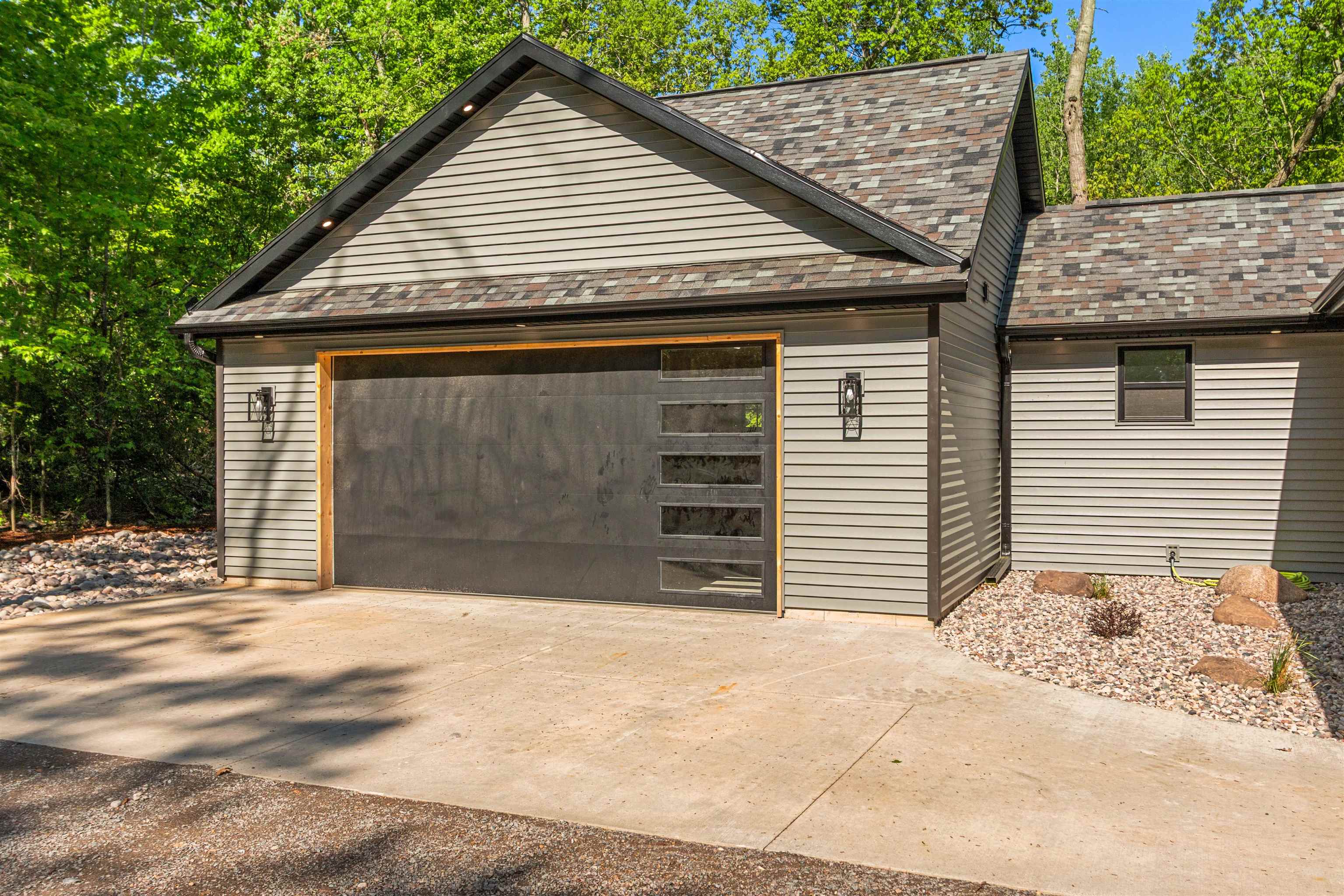 10876 COUNTY ROAD V, Amherst, Wisconsin 54406, 3 Bedrooms Bedrooms, ,2 BathroomsBathrooms,Residential,For Sale,10876 COUNTY ROAD V,22602361
