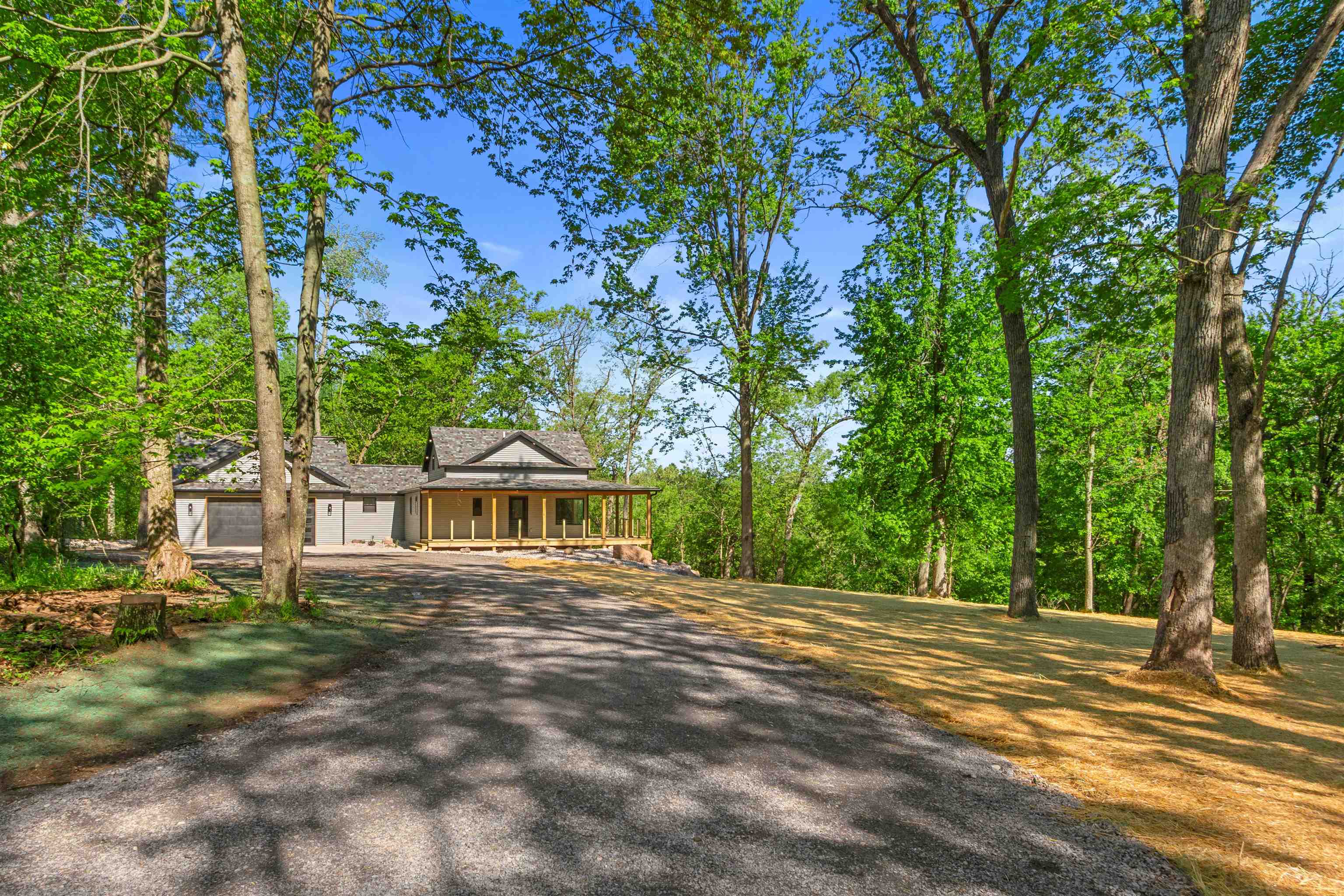 10876 COUNTY ROAD V, Amherst, Wisconsin 54406, 3 Bedrooms Bedrooms, ,2 BathroomsBathrooms,Residential,For Sale,10876 COUNTY ROAD V,22602361