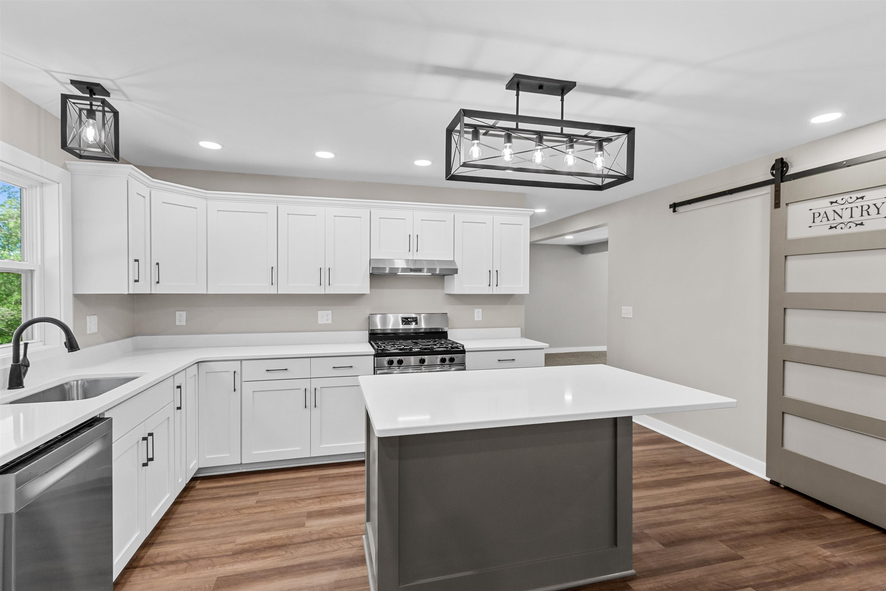 10876 COUNTY ROAD V, Amherst, Wisconsin 54406, 3 Bedrooms Bedrooms, ,2 BathroomsBathrooms,Residential,For Sale,10876 COUNTY ROAD V,22602361