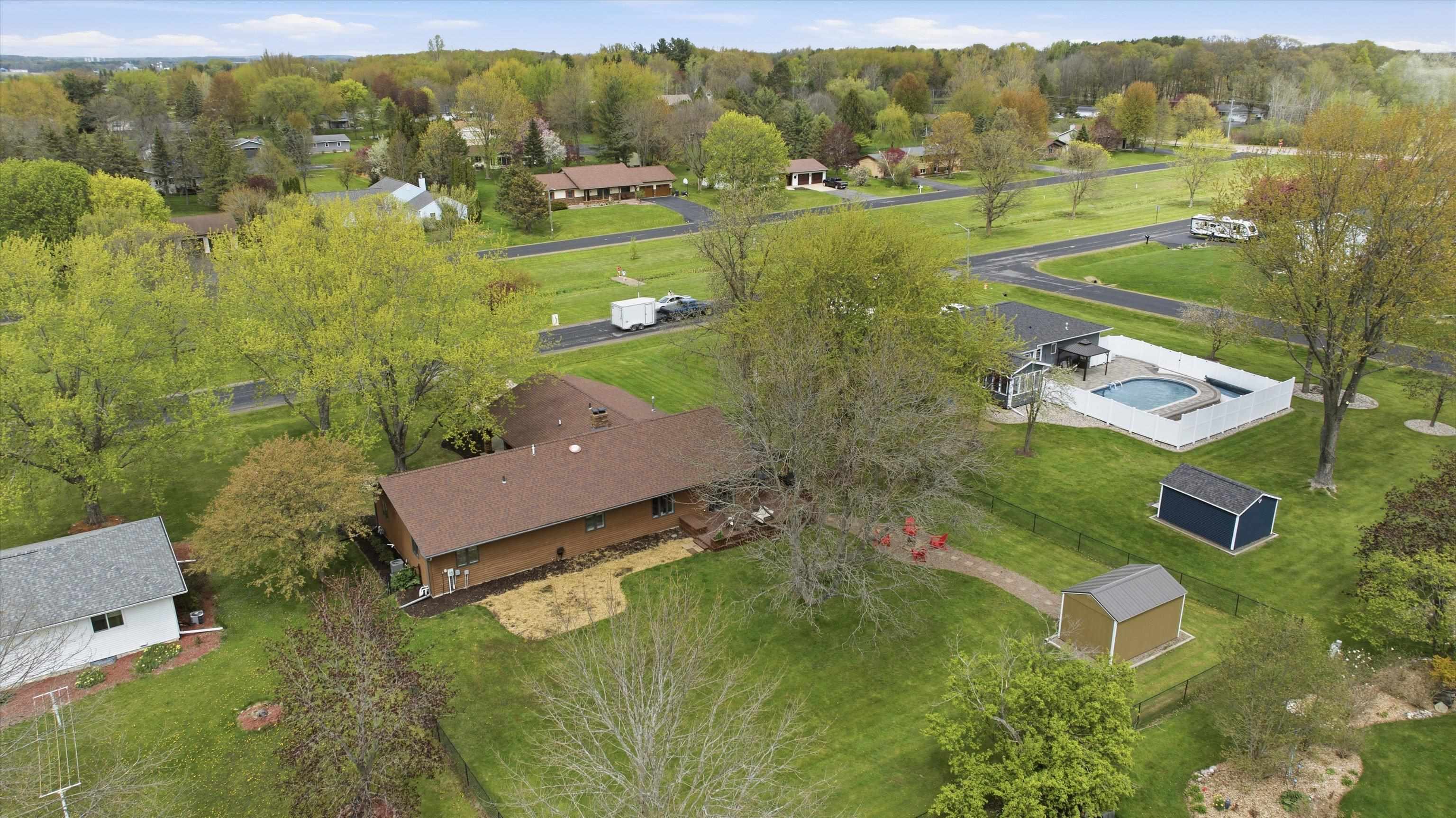 2308 E FILLMORE STREET, Marshfield, Wisconsin 54449, 3 Bedrooms Bedrooms, ,2 BathroomsBathrooms,Residential,For Sale,2308 E FILLMORE STREET,22602362