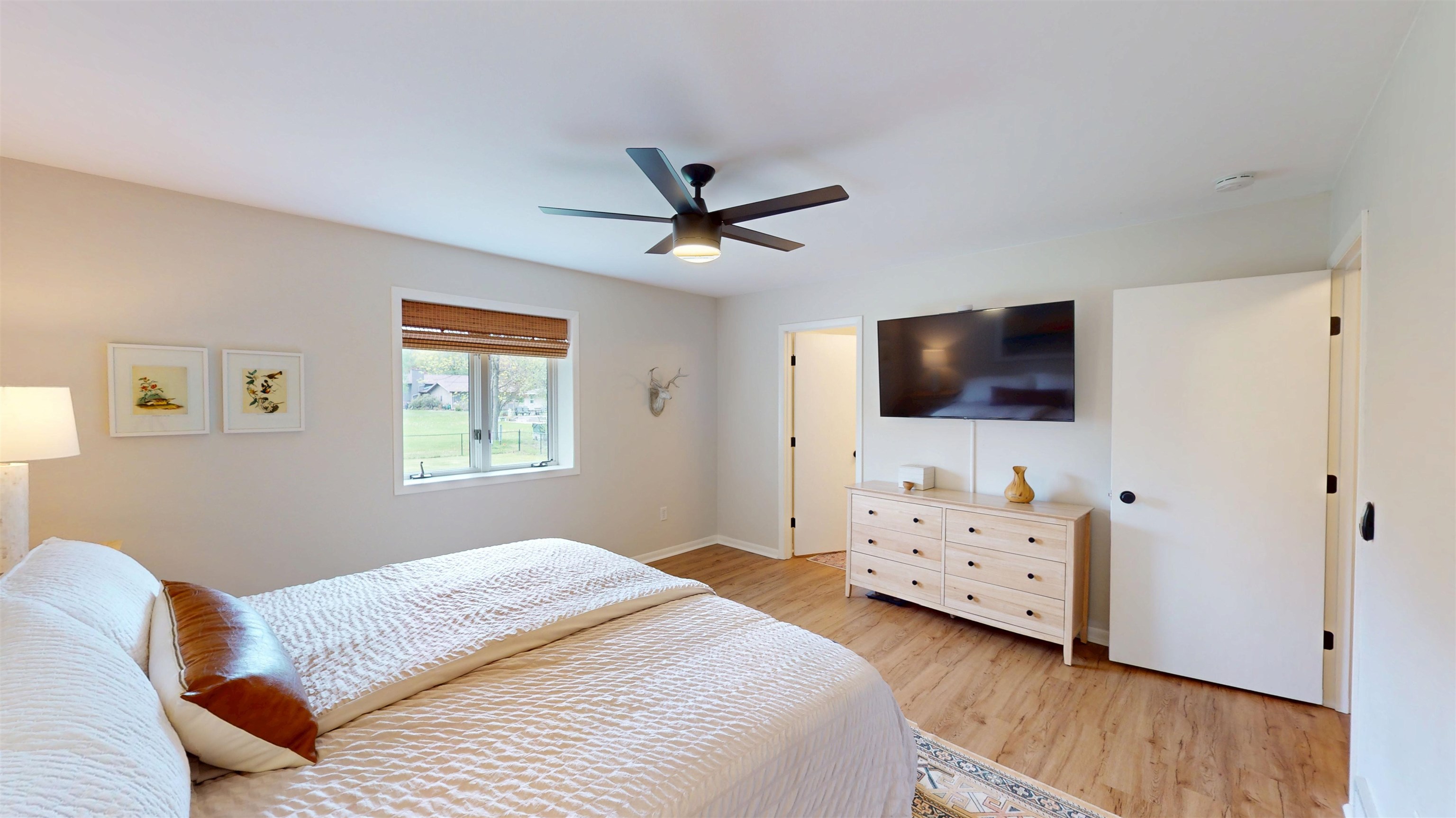 2308 E FILLMORE STREET, Marshfield, Wisconsin 54449, 3 Bedrooms Bedrooms, ,2 BathroomsBathrooms,Residential,For Sale,2308 E FILLMORE STREET,22602362
