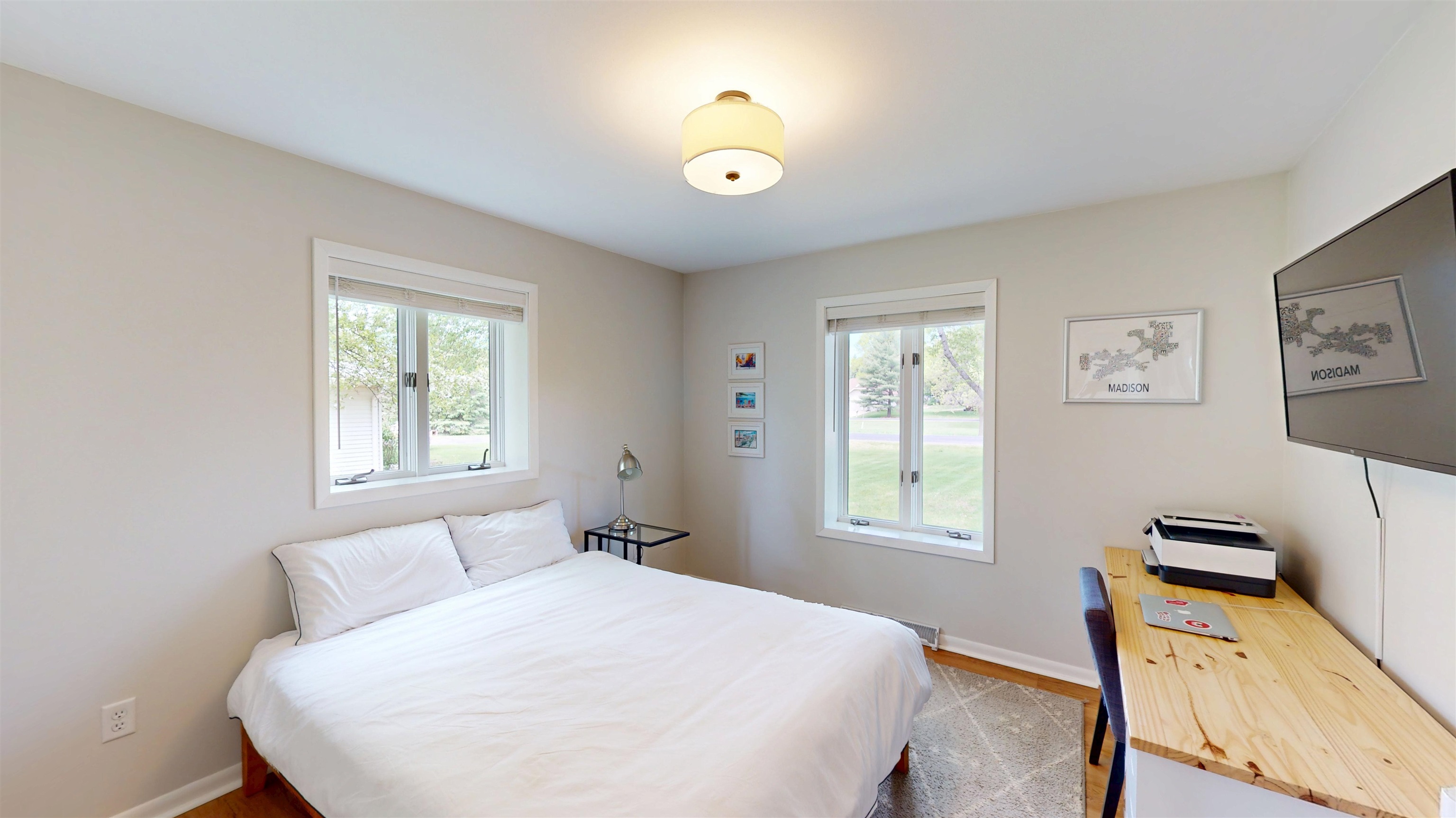 2308 E FILLMORE STREET, Marshfield, Wisconsin 54449, 3 Bedrooms Bedrooms, ,2 BathroomsBathrooms,Residential,For Sale,2308 E FILLMORE STREET,22602362
