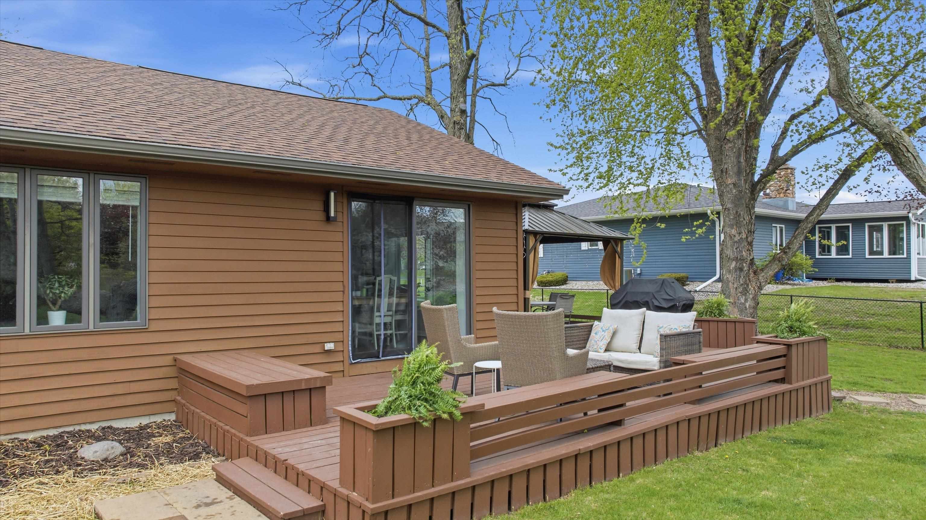 2308 E FILLMORE STREET, Marshfield, Wisconsin 54449, 3 Bedrooms Bedrooms, ,2 BathroomsBathrooms,Residential,For Sale,2308 E FILLMORE STREET,22602362