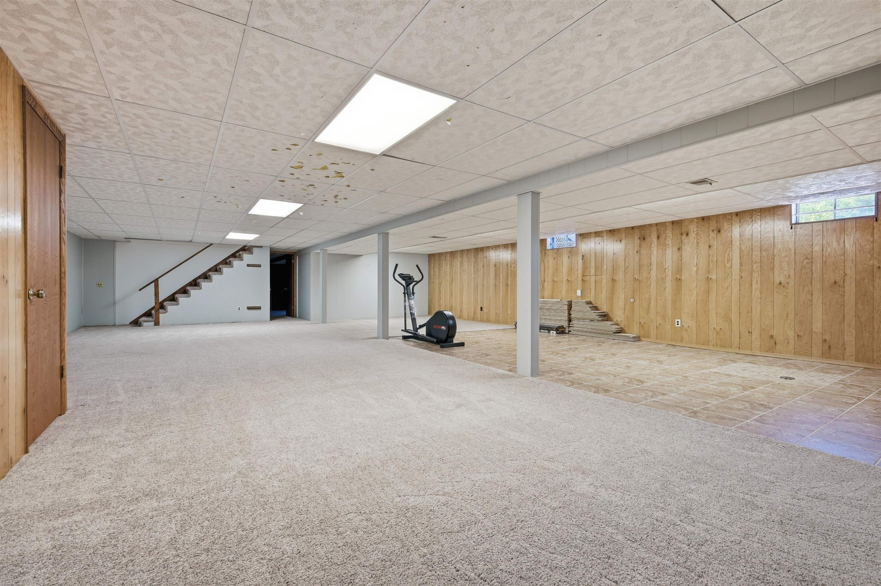 1006 W BLODGETT STREET, Marshfield, Wisconsin 54449, 5 Bedrooms Bedrooms, ,2 BathroomsBathrooms,Residential,For Sale,1006 W BLODGETT STREET,22602366