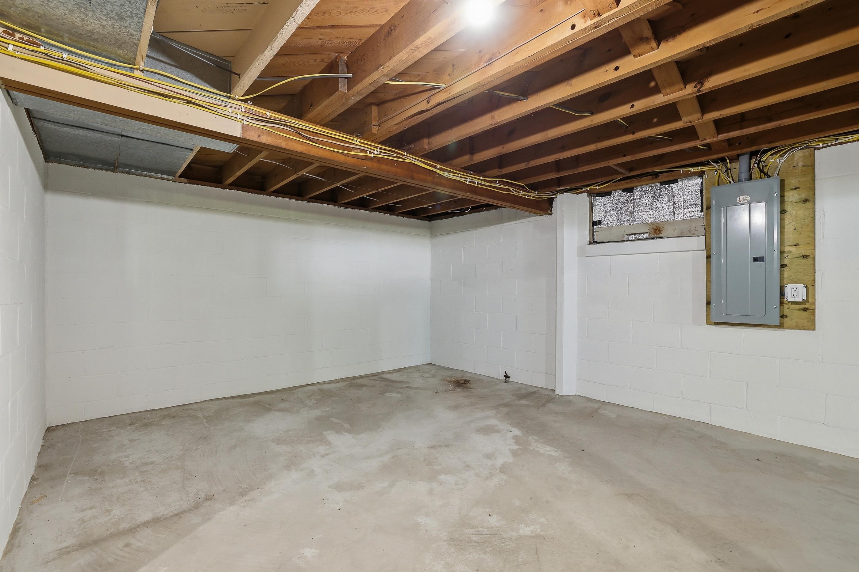 2911 REDDIN ROAD, Wisconsin Rapids, Wisconsin 54495, 3 Bedrooms Bedrooms, ,1 BathroomBathrooms,Residential,For Sale,2911 REDDIN ROAD,22602370