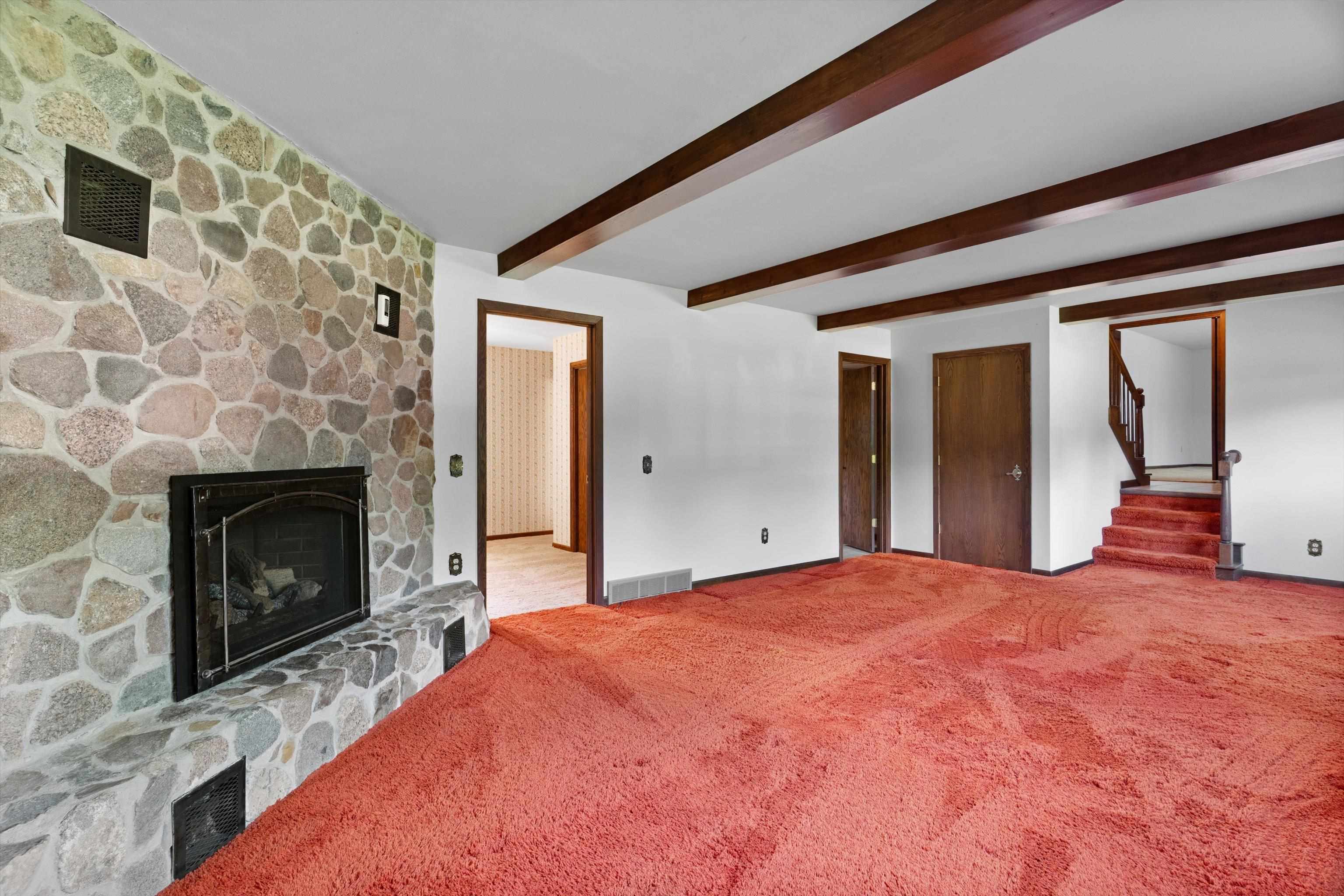 1506 W 4TH STREET, Marshfield, Wisconsin 54449-2545, 4 Bedrooms Bedrooms, ,3 BathroomsBathrooms,Residential,For Sale,1506 W 4TH STREET,22602371