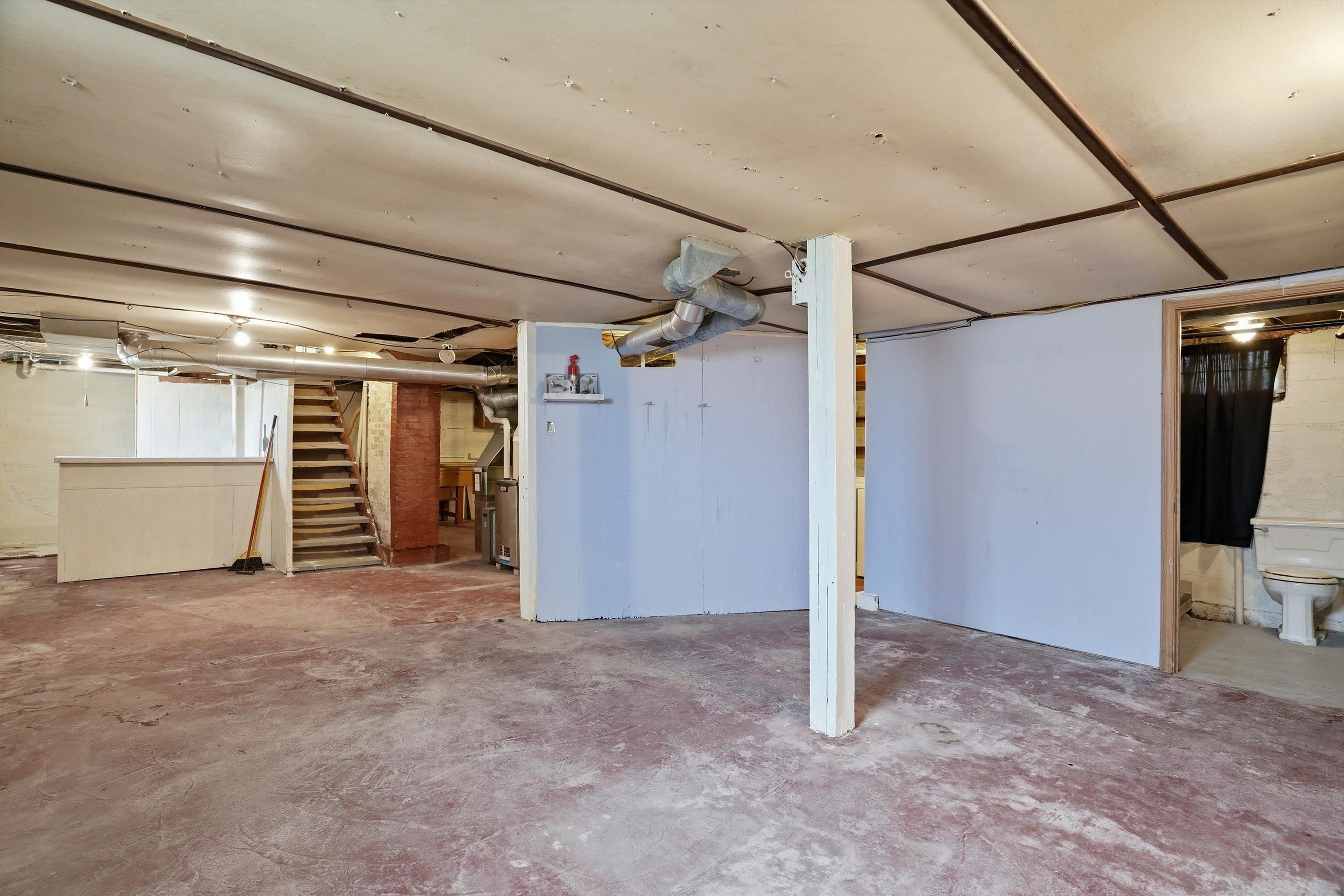 607 W ARNOLD STREET, Marshfield, Wisconsin 54449-2545, 2 Bedrooms Bedrooms, ,1 BathroomBathrooms,Residential,For Sale,607 W ARNOLD STREET,22602377