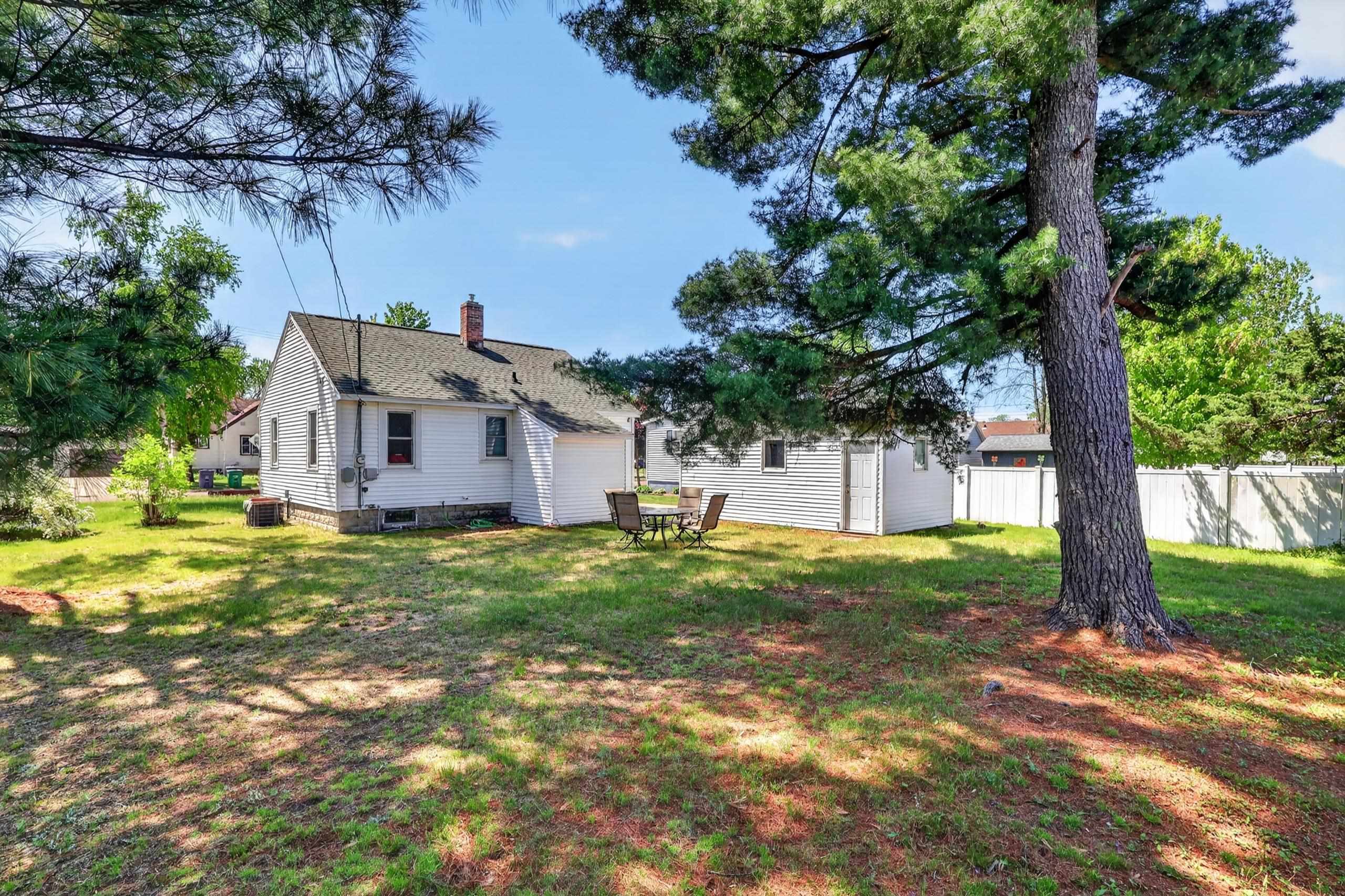 1931 BAKER STREET, Wisconsin Rapids, Wisconsin 54494, 2 Bedrooms Bedrooms, ,1 BathroomBathrooms,Residential,For Sale,1931 BAKER STREET,22602381
